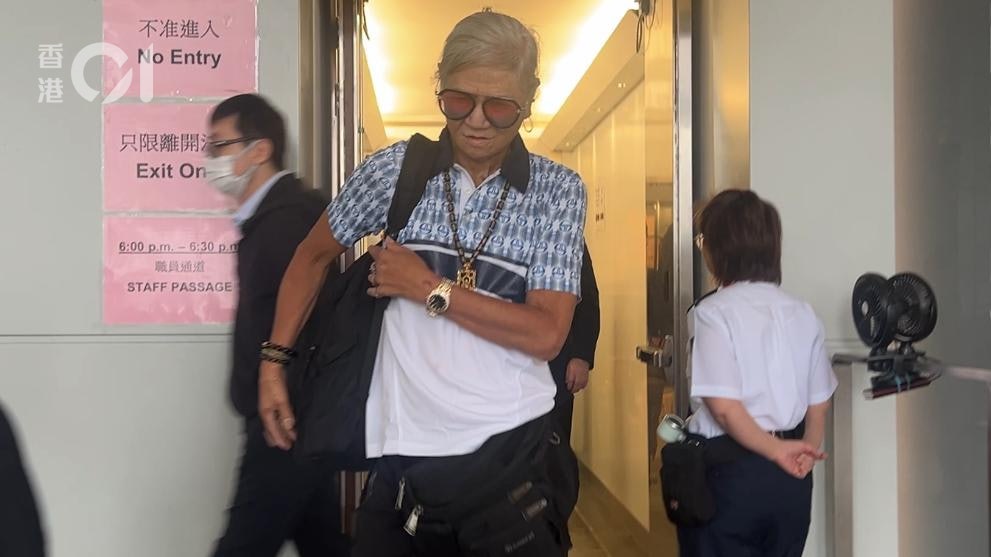 李小龍前替身涉被縱火燒傷 指被告燃點令其身著火 不熟火性死硬 李小龍前替身涉被縱火燒傷 指被告燃點令其身著火 不熟火性死硬
