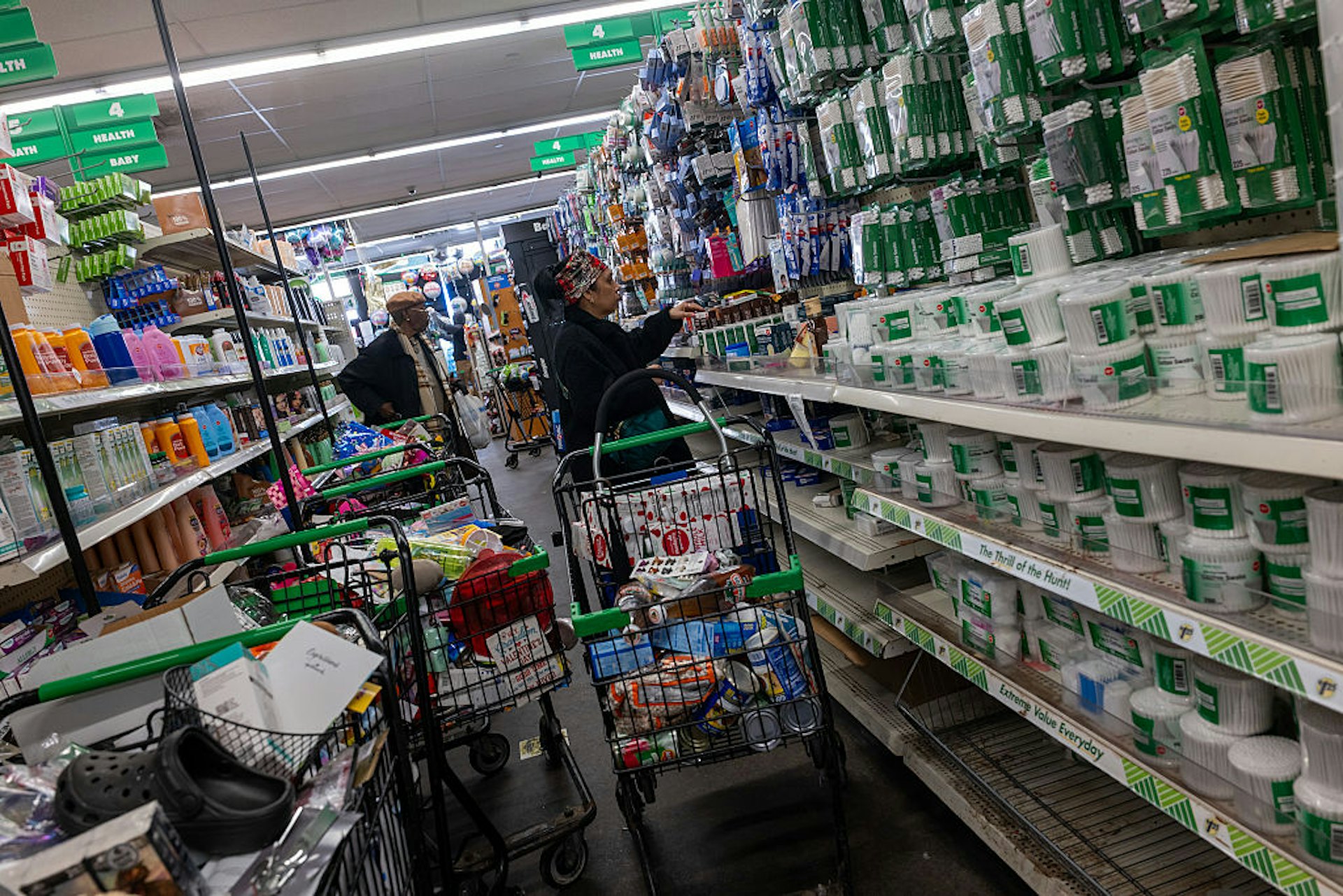 Dollar Tree和Dollar General本周发布的第一季度营业数据显示,全美最大的「一元店」品牌吸引的中高收入消费者明显增长。 (Getty)