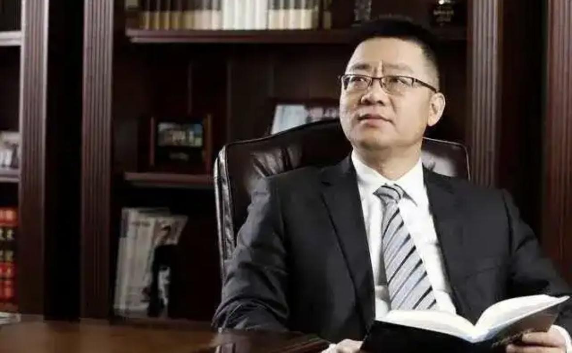 西子電梯總裁墮樓亡終年54歲　警排除刑案　上周曾公開出席活動