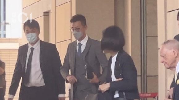 的士司機頸椎移位死因 家屬指警應不怕司機逃走 警說過程存變數 的士司機頸椎移位死因 家屬指警應不怕司機逃走 警說過程存變數