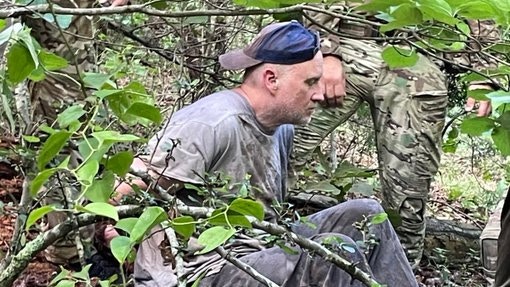 美國重刑犯喬裝獄警扮送貨越獄 美媒:值班警誤認同僚開門放行
