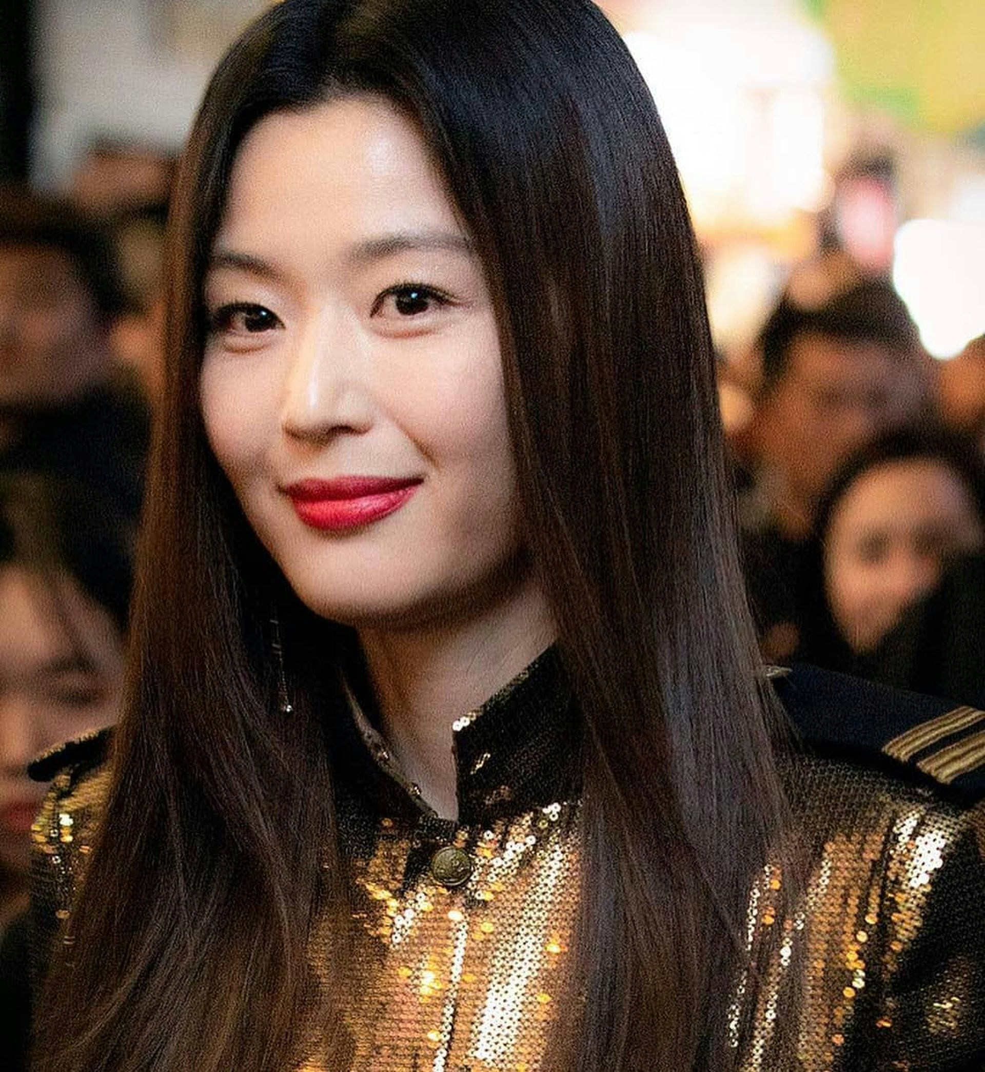 全智賢 （Instagram@junjihyun_81）