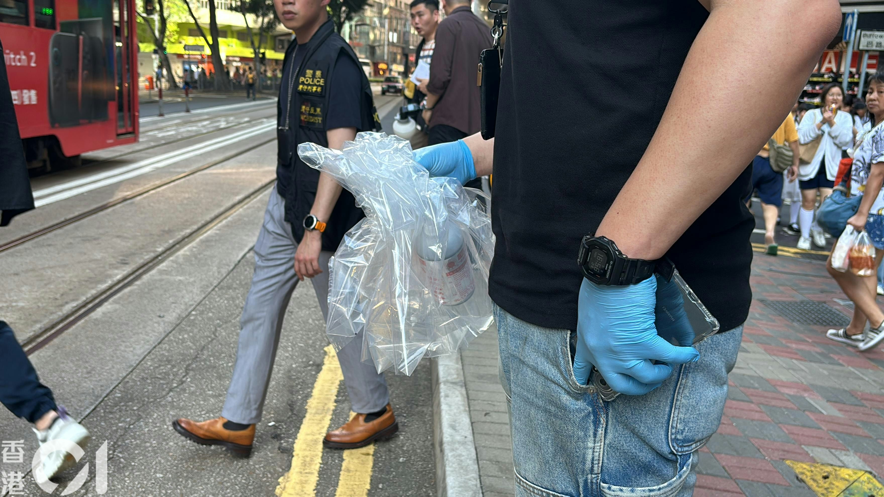 少年為一萬元向陌生女子淋腐液 官相信事件與黑社會有關 囚8年