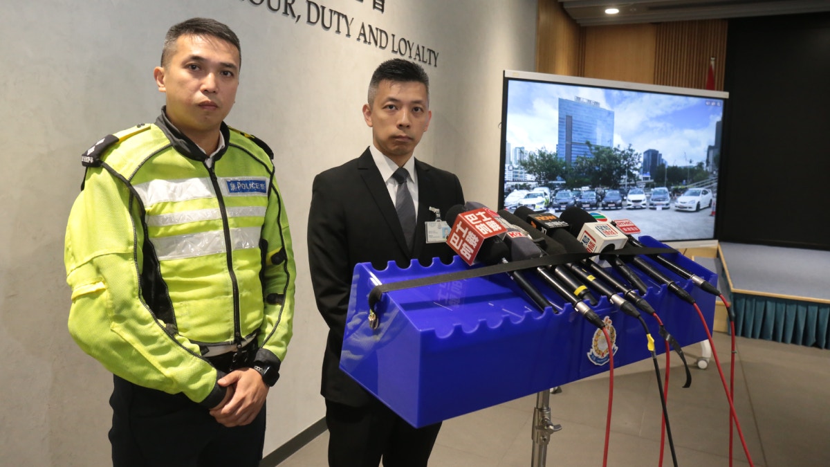 退役警車非法賽車|8車120公里「狂野時速」 測量師等8人被捕
