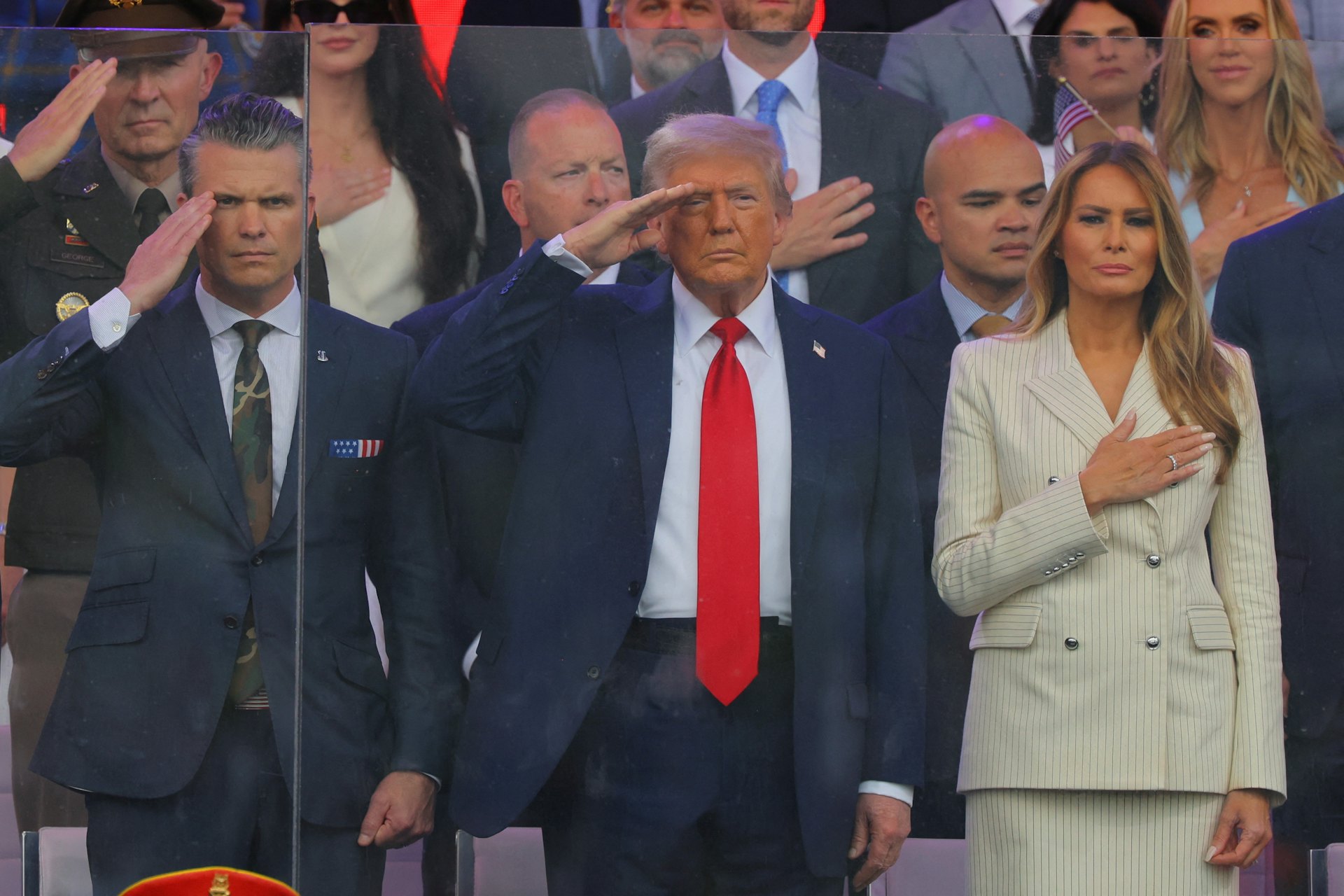 2025年6月14日,美國華盛頓,圖為特朗普出席美國陸軍建軍250周年閲兵儀式。(Reuters)