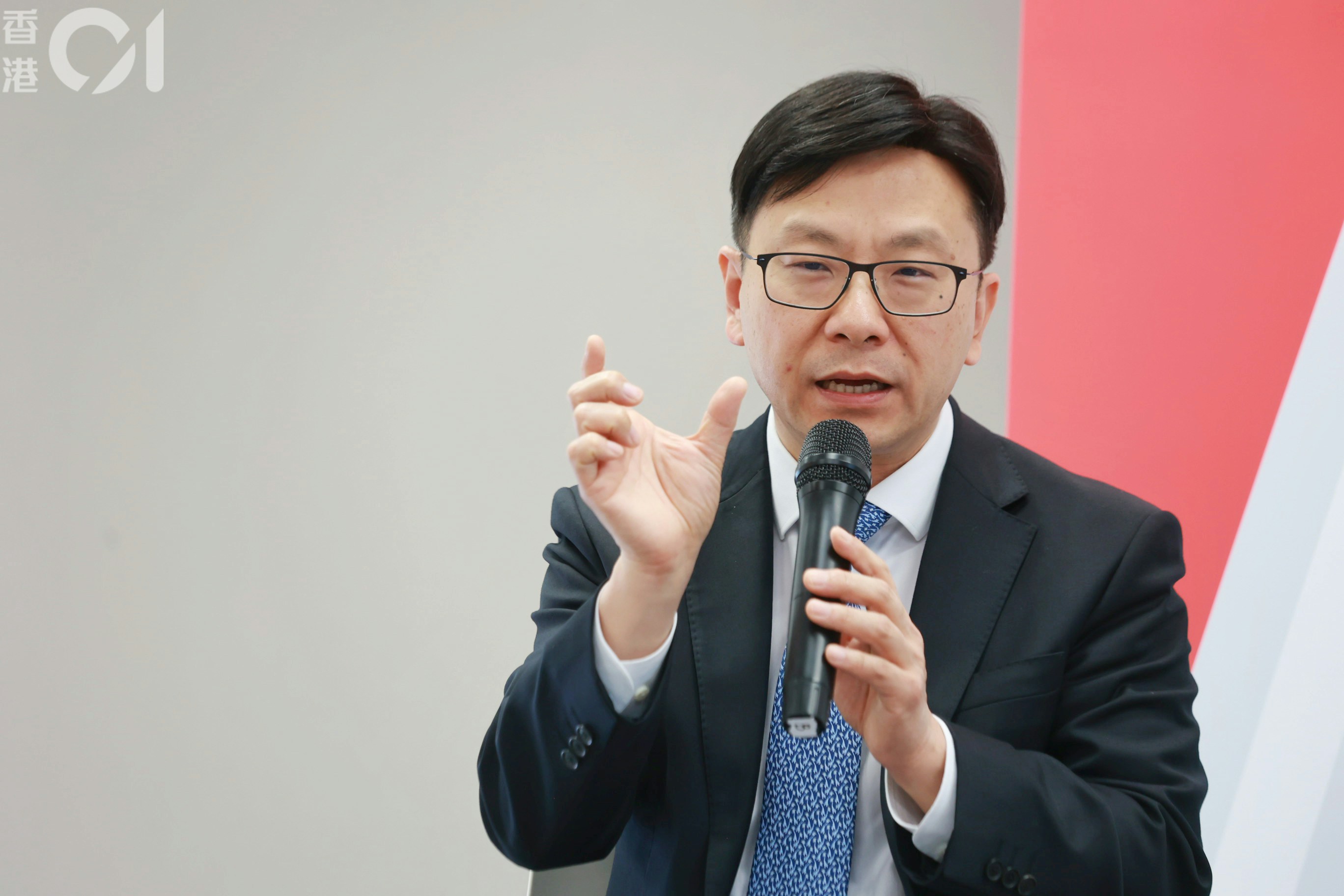 失業人數愈來愈多 局長繼續輸入外勞?