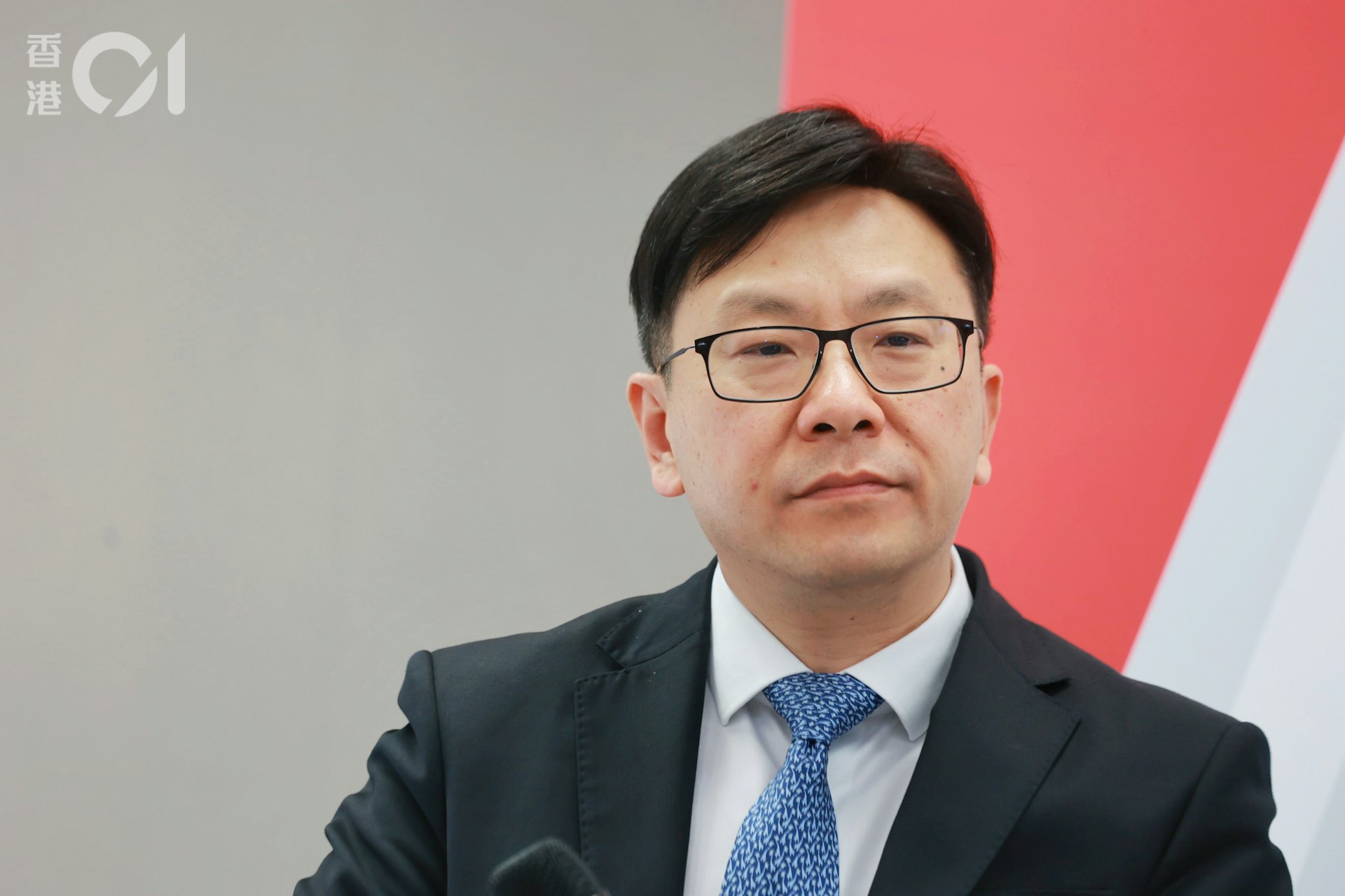 勞工及福利局局長孫玉菡8月19日指,香港經濟持續增長,應可帶動職位增加,為投入勞工市場的應屆畢業生及離校人士創造更多就業機會。(資料圖片/黃寶瑩攝) 勞工及福利局局長孫玉菡8月19日指,香港經濟持續增長,應可帶動職位增加,為投入勞工市場的應屆畢業生及離校人士創造更多就業機會。(資料圖片/黃寶瑩攝)