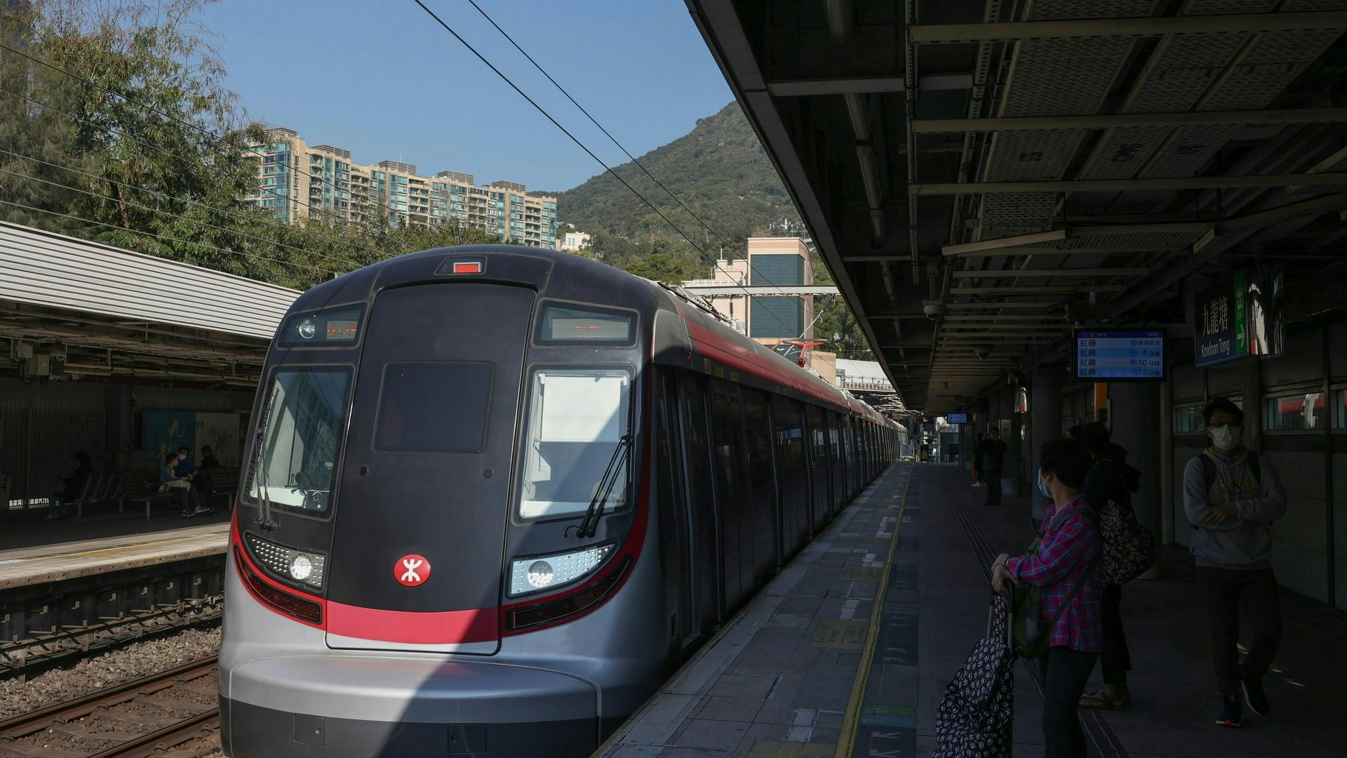 港鐵讓座爭議時有發生。（資料圖片）