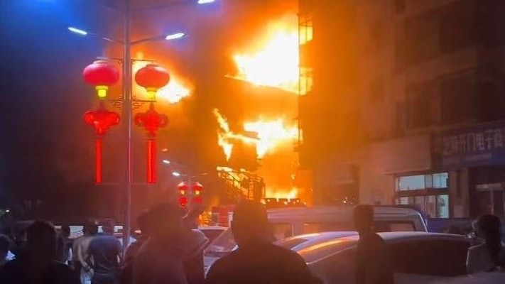 山西文水一輕型鋼結構自建房火災 疑租戶一家三口走避不及遇難 山西文水一輕型鋼結構自建房火災 疑租戶一家三口走避不及遇難