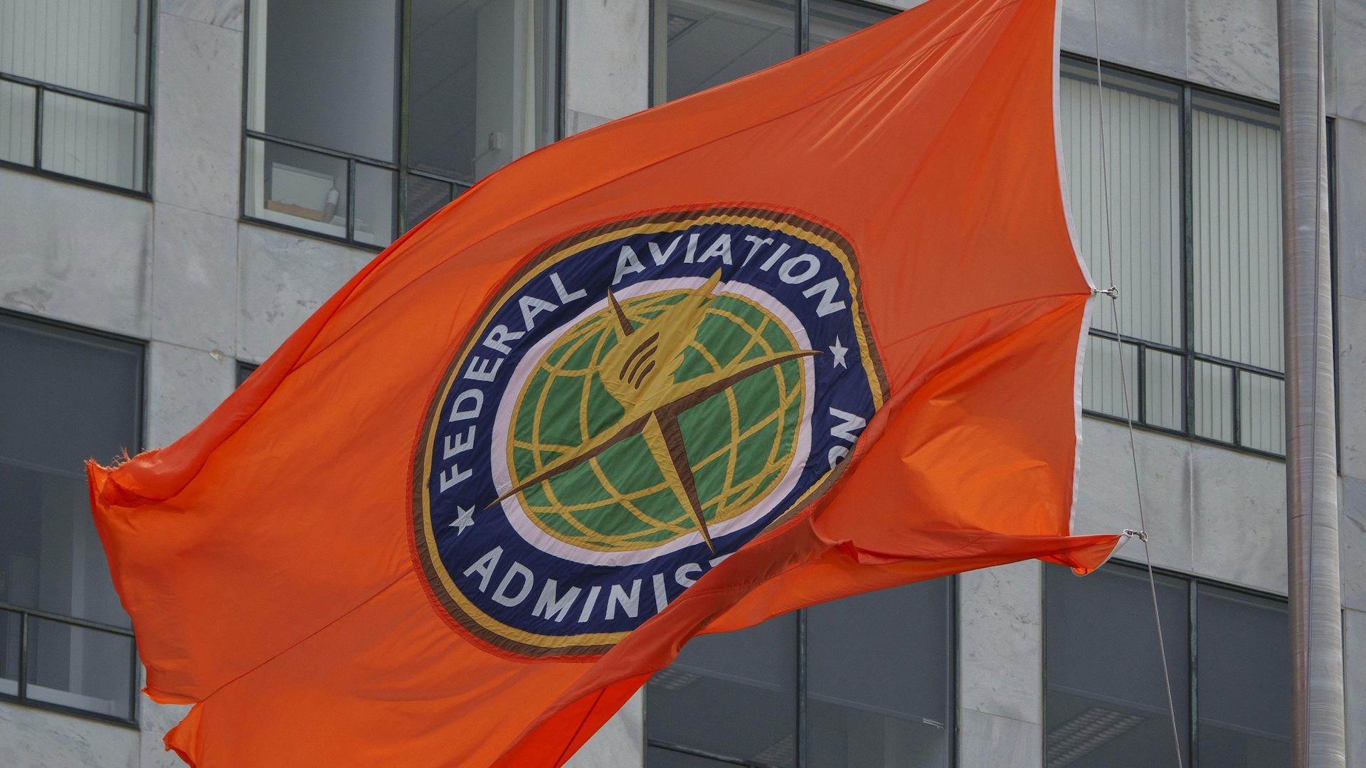 美國FAA:佛羅里達州航空交通管制中心通訊故障 運作不受影響 美國FAA:佛羅里達州航空交通管制中心通訊故障 運作不受影響