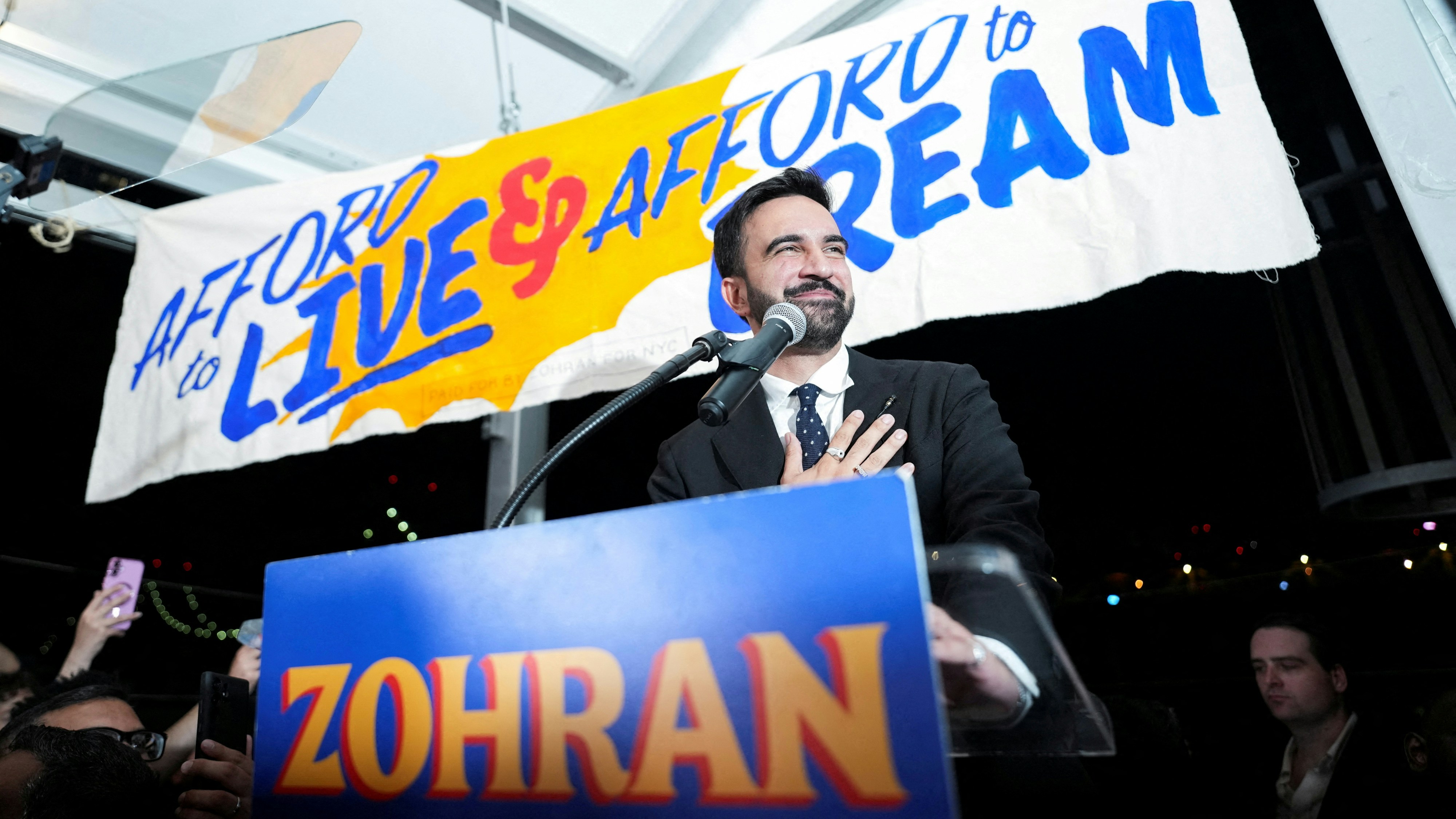 Zohran Mamdani打「民生牌」發威 紐約市長初選擊敗民主黨前州長