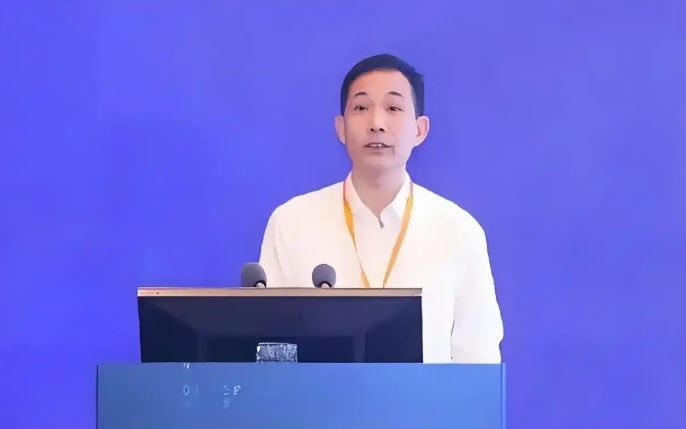 搞權色交易、受賄數額特別巨大　中國聯通原副總經理曹興信被公訴