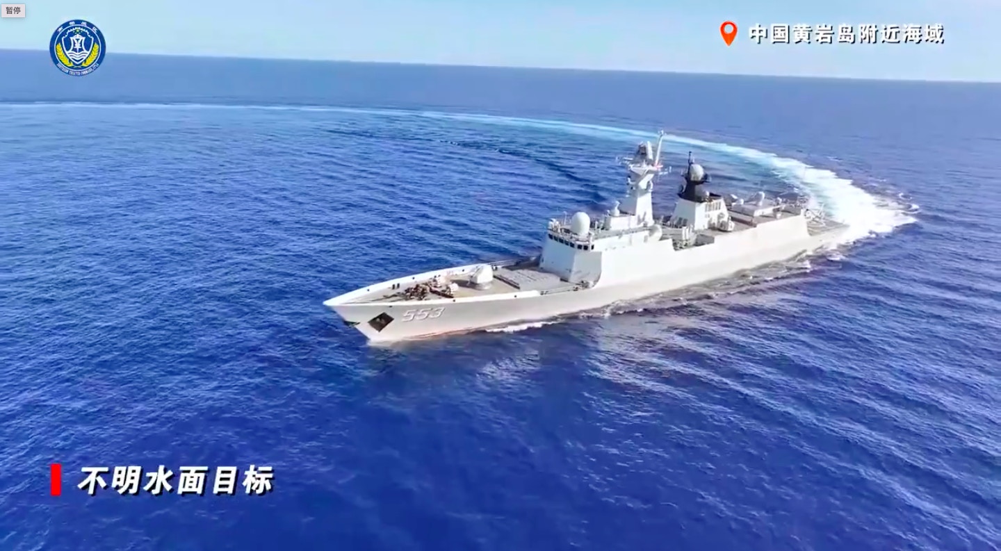 美國航母訪菲之際 解放軍黃岩島海空戰備警巡