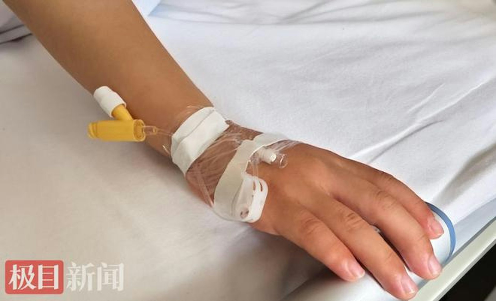 多名患兒留院。(極目新聞) 多名患兒留院。(極目新聞)