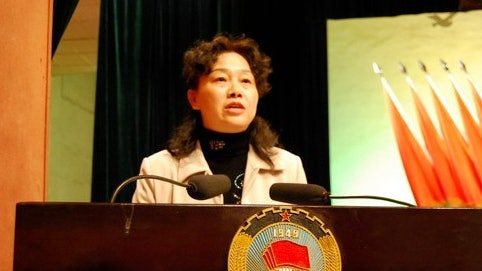 追求低級趣味、沉迷打牌 湖南女縣官董莉莉遭開除黨籍 追求低級趣味、沉迷打牌 湖南女縣官董莉莉遭開除黨籍