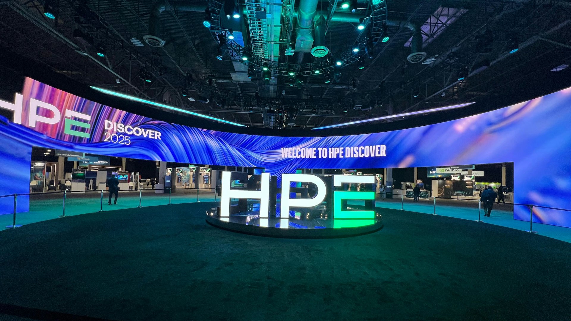 HPE 推出 GreenLake Intelligence 重塑混合 IT 營運 HPE 推出 GreenLake Intelligence 重塑混合 IT 營運