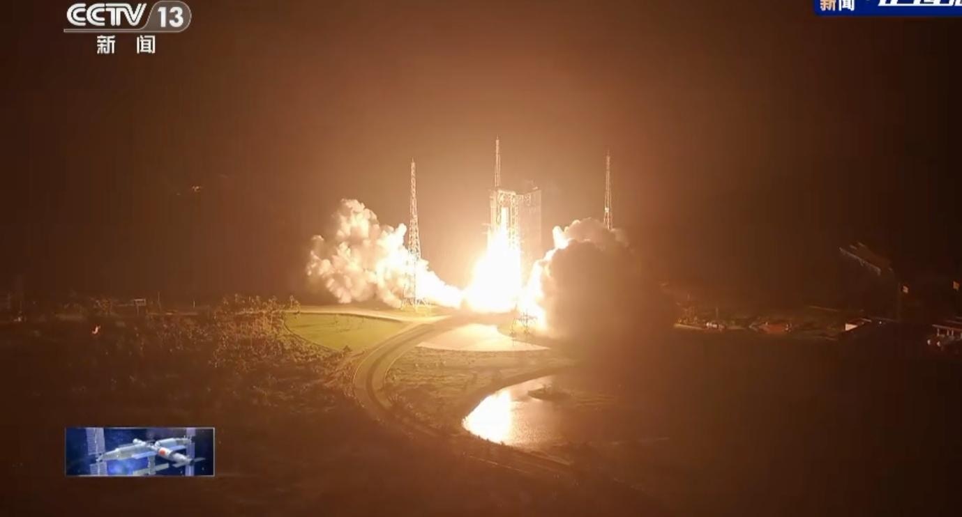 天舟九號貨運飛船發射成功 為太空站神舟航天員補給物資