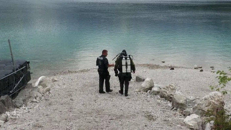 中國父子德國溺亡一周後尋獲遺體 德警:6歲仔墜湖父親營救遇難