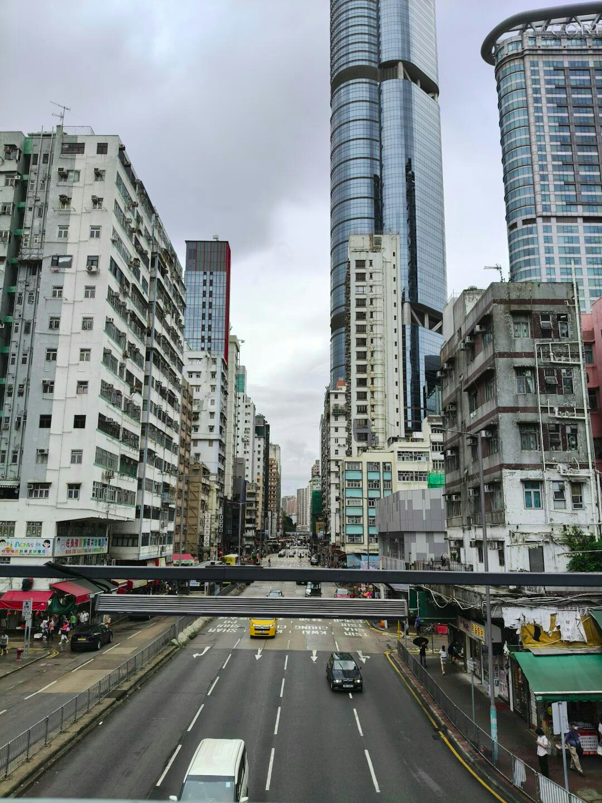 樓主發文講述自己來香港旅遊體會,並列出5大問題。(小紅書影片截圖)