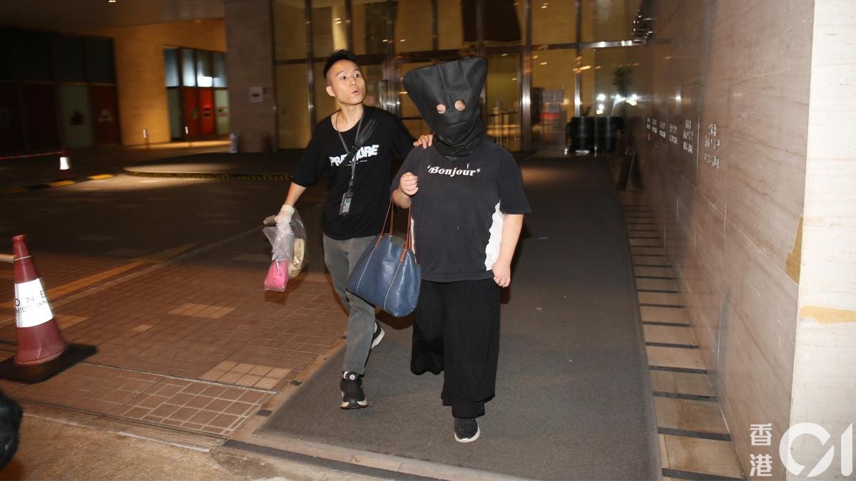 荃灣女子潛入資料收集中心爆竊 職員CCTV揭發報警 警到場拉人