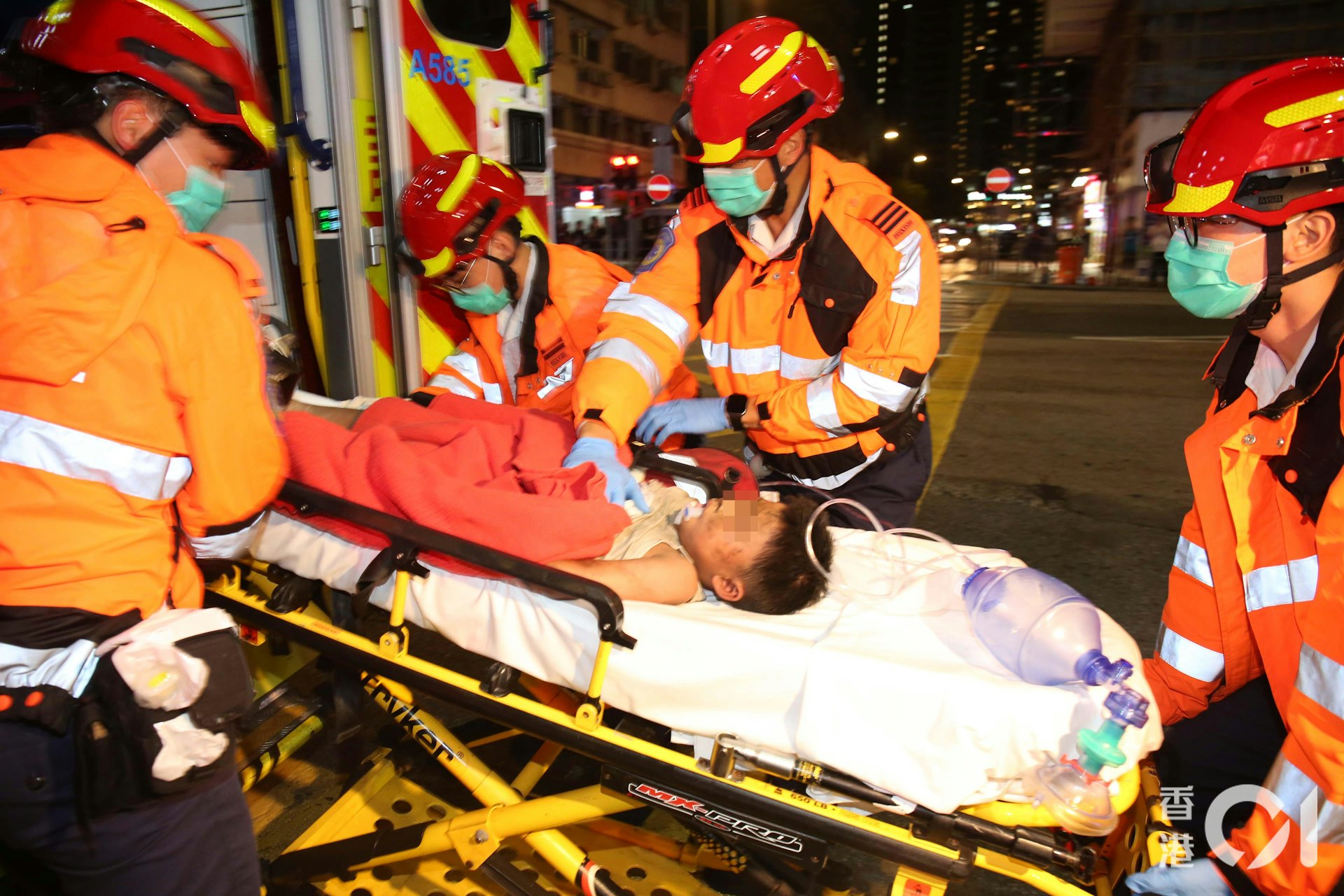 男童昏迷送院。(李家傑攝)