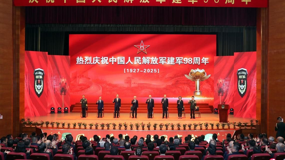 建军宴成寻找失踪名单 解放军高层缺席「盛况」曝反腐新风暴