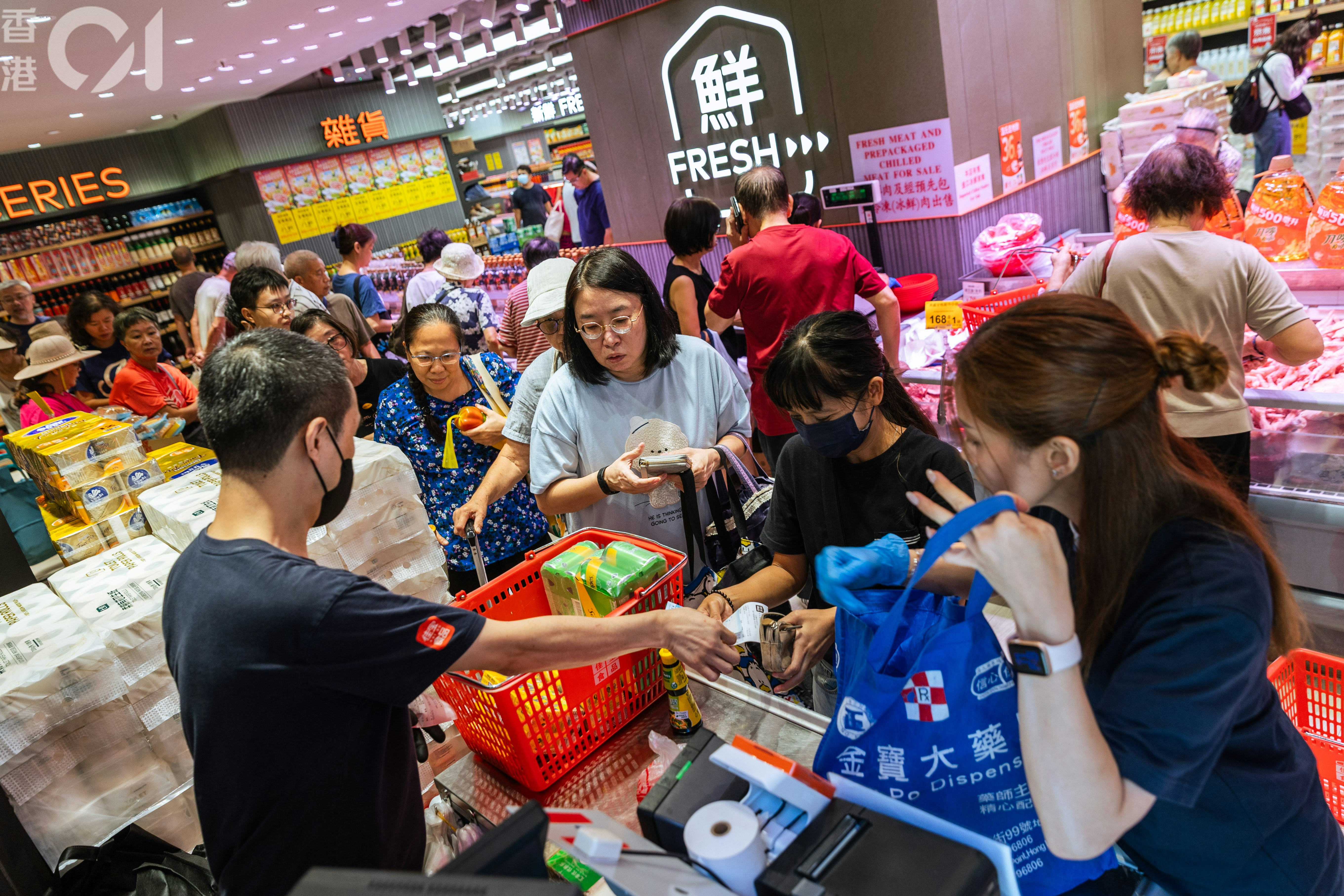 超市大戰? 佳寶聖誕節一連三日全場8折 京東收購半年3度出招