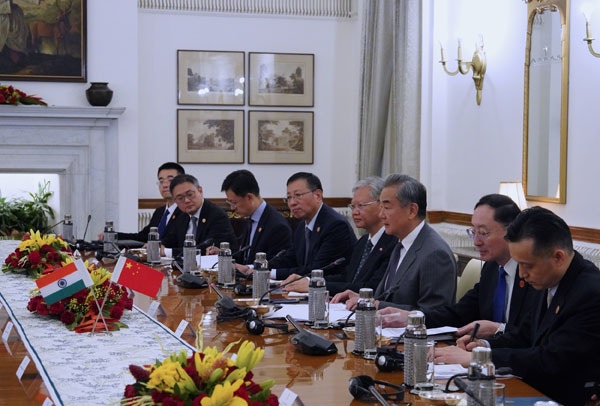 圖為2025年8月18日，中國外交部長王毅到訪新德裏，與印度外長蘇傑生（Subrahmanyam Jaishankar）舉行會談。（中國外交部圖片）