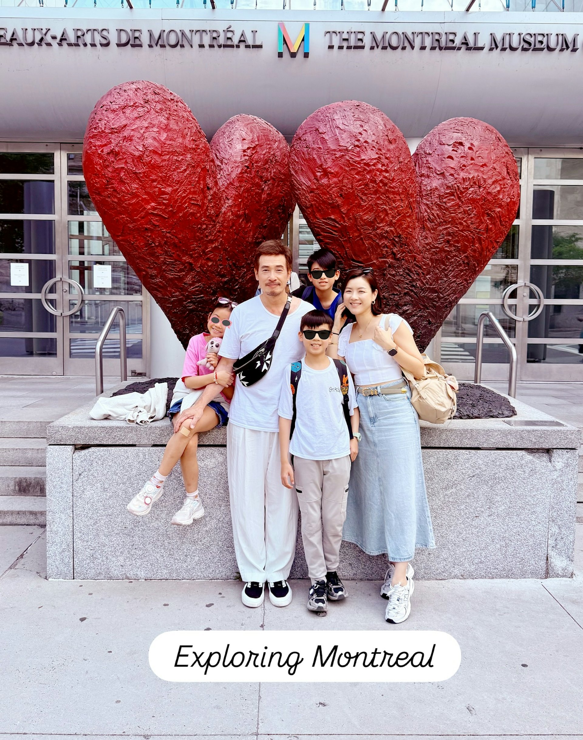 陈豪及陈茵媺(Aimee)一家人曾到加拿大旅行,一家五口玩得相当尽兴。(IG:@aimeechan_official)