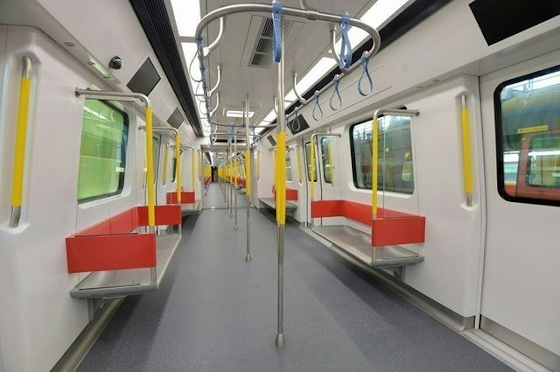 有網民笑言:「咁衰㗎,到黃埔先讓啦」。(資料圖片)