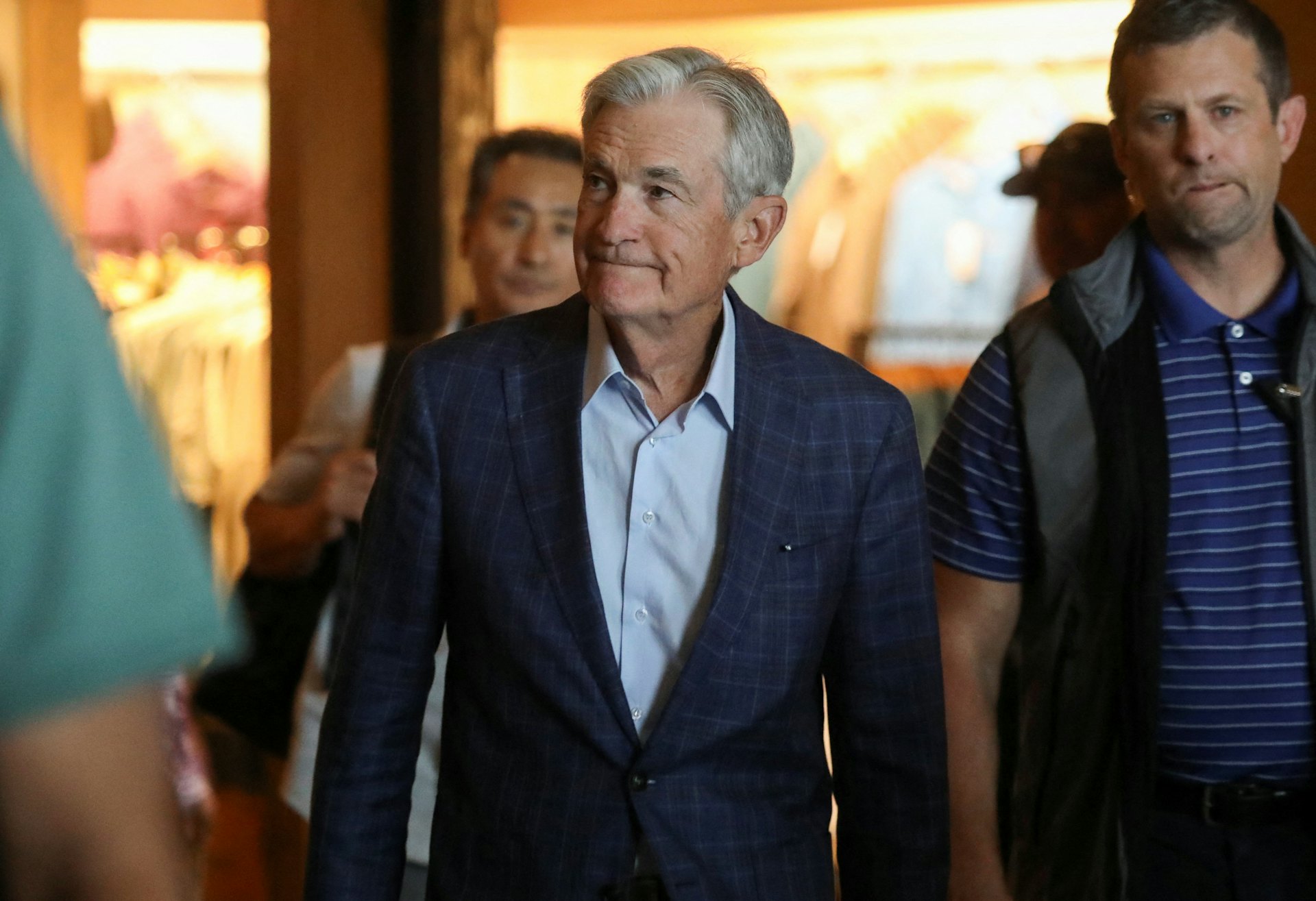 美国联储局主席鲍威尔(Jerome Powell)2025年8月21日出席年度杰克逊霍尔(Jackson Hole)会议(Reuters) 美国联储局主席鲍威尔(Jerome Powell)2025年8月21日出席年度杰克逊霍尔(Jackson Hole)会议(Reuters)