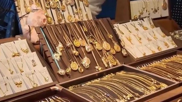 金價造好恒生今年首八個月實金交易飆八成黃金周推買賣網約服務