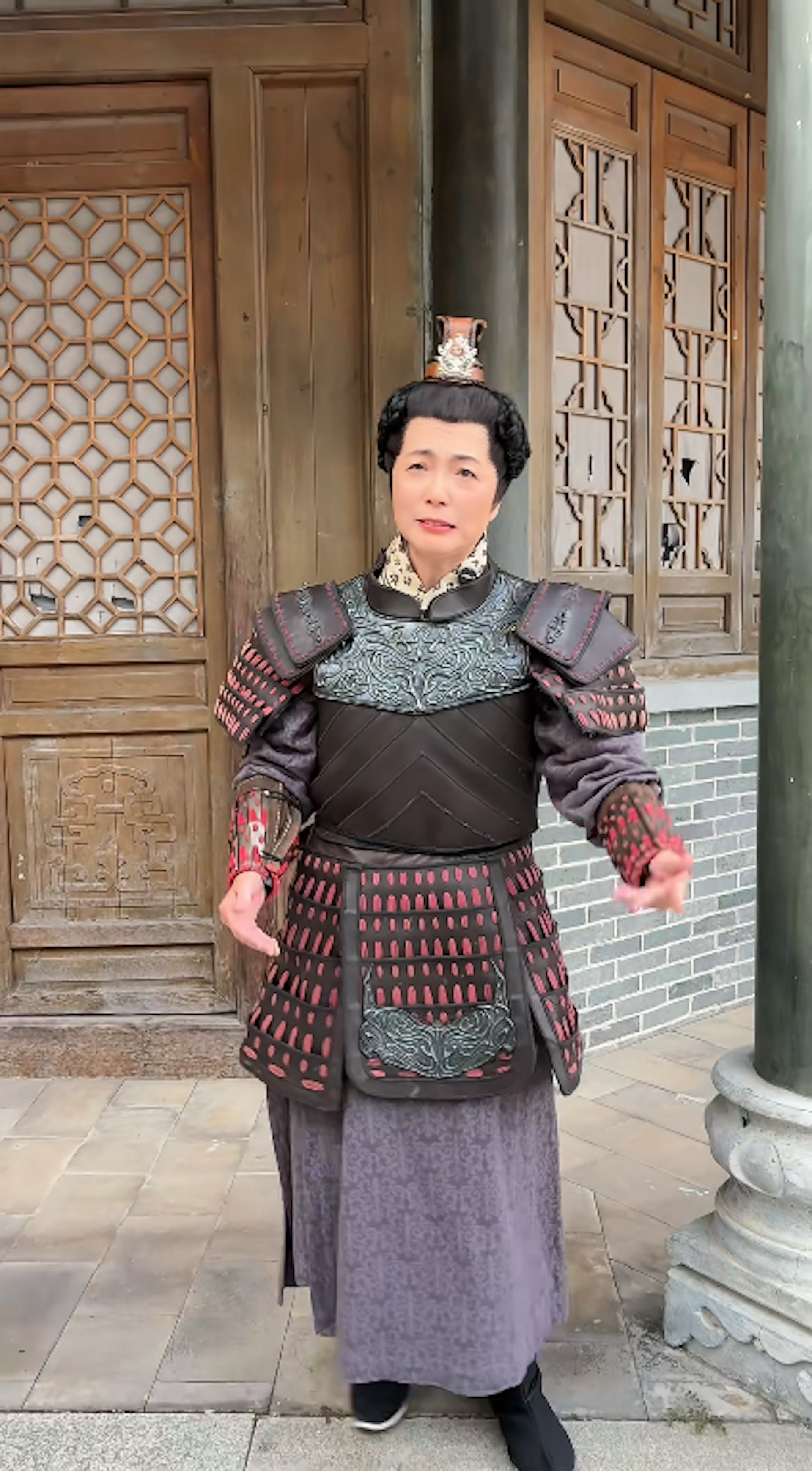 苑瓊丹重現殷十娘造型。(小紅書) 苑瓊丹重現殷十娘造型。(小紅書)