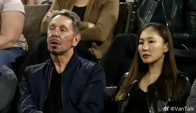 全球首富现任老婆是中国姑娘登热搜冠前妻是19岁乌克兰美女演员