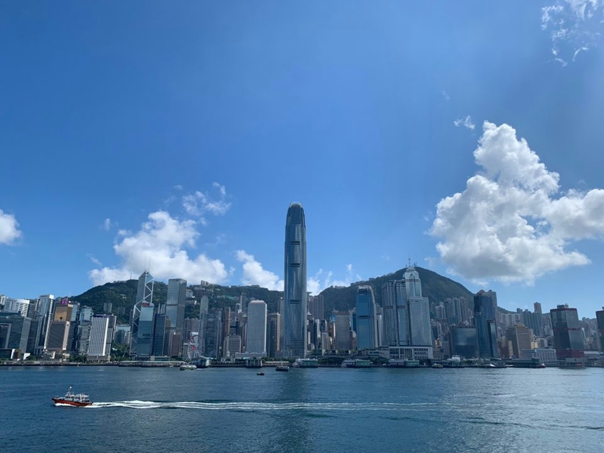 稳定币｜央国企港分支及内地互联网平台传或缺席首批牌照申请