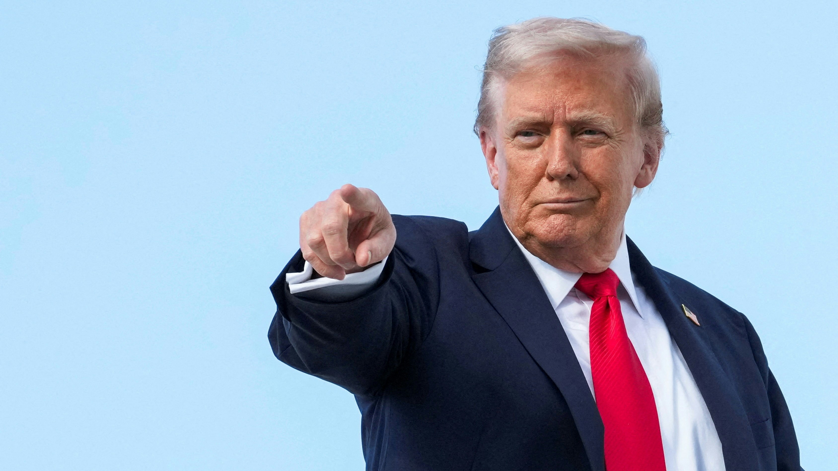 英媒：特朗普将向G7施压就购买俄罗斯石油向中国印度征高关税