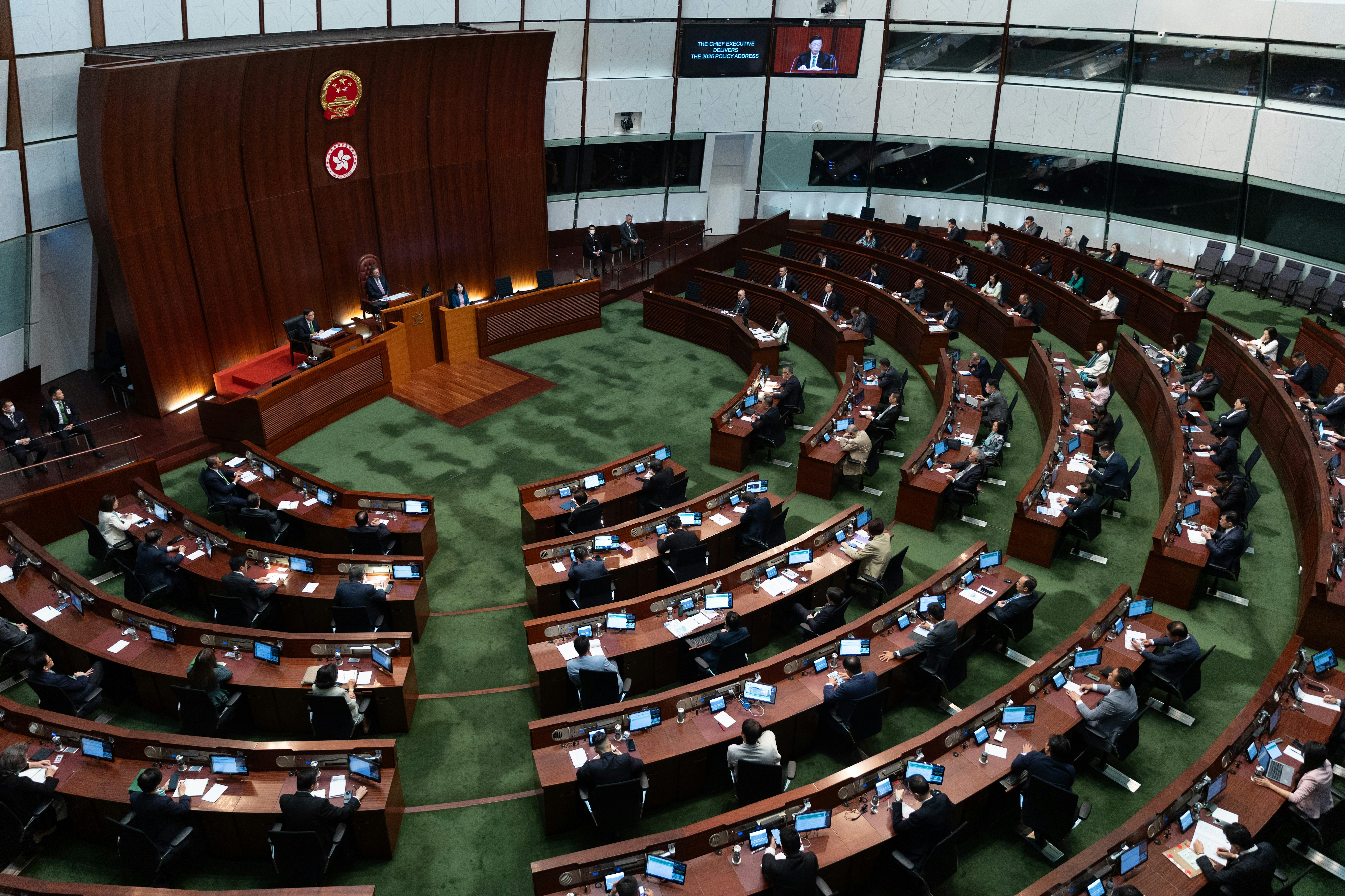 施政报告2025｜优化新资本投资者入境计划放宽住宅物业投资要求