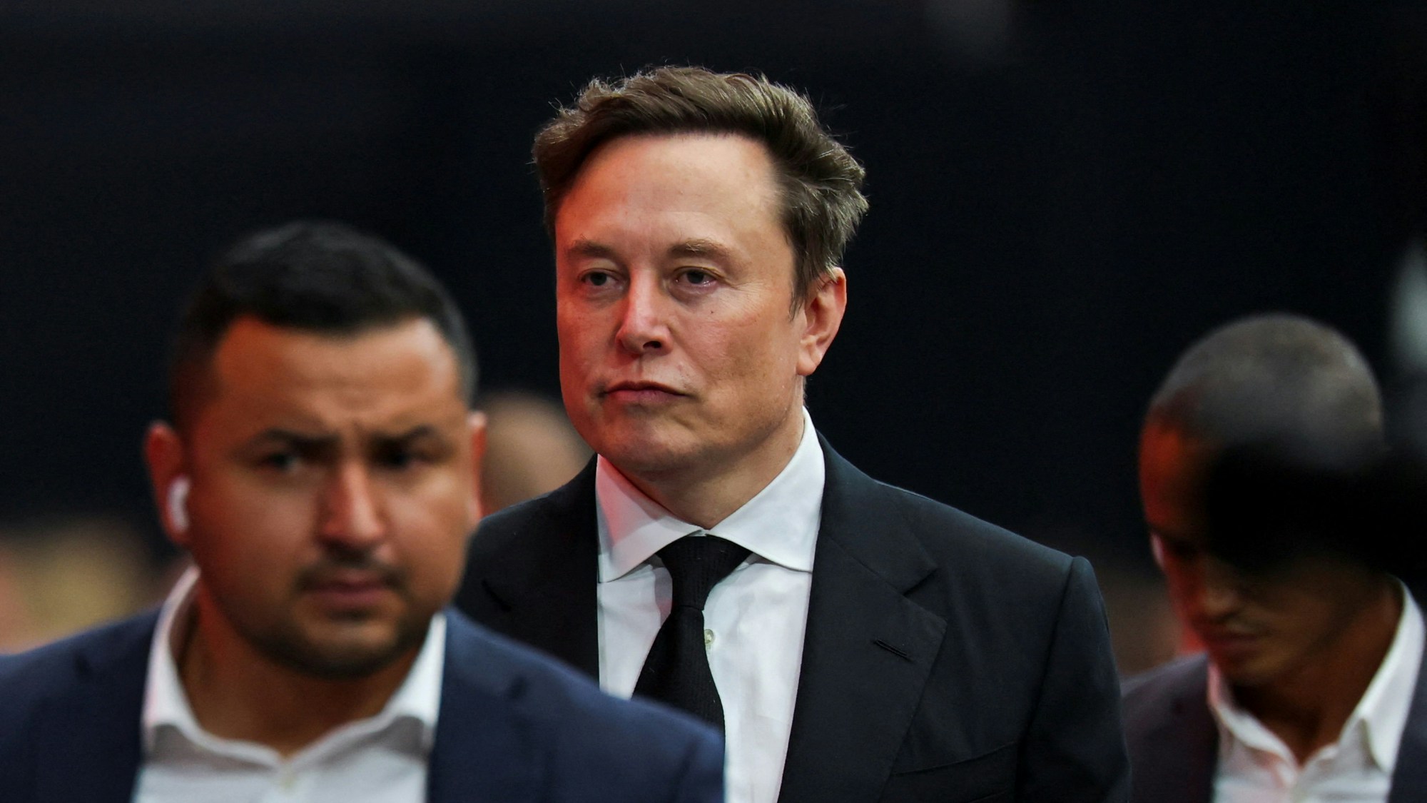 马斯克“罕见”承认：如果能重来就不搞DOGE了