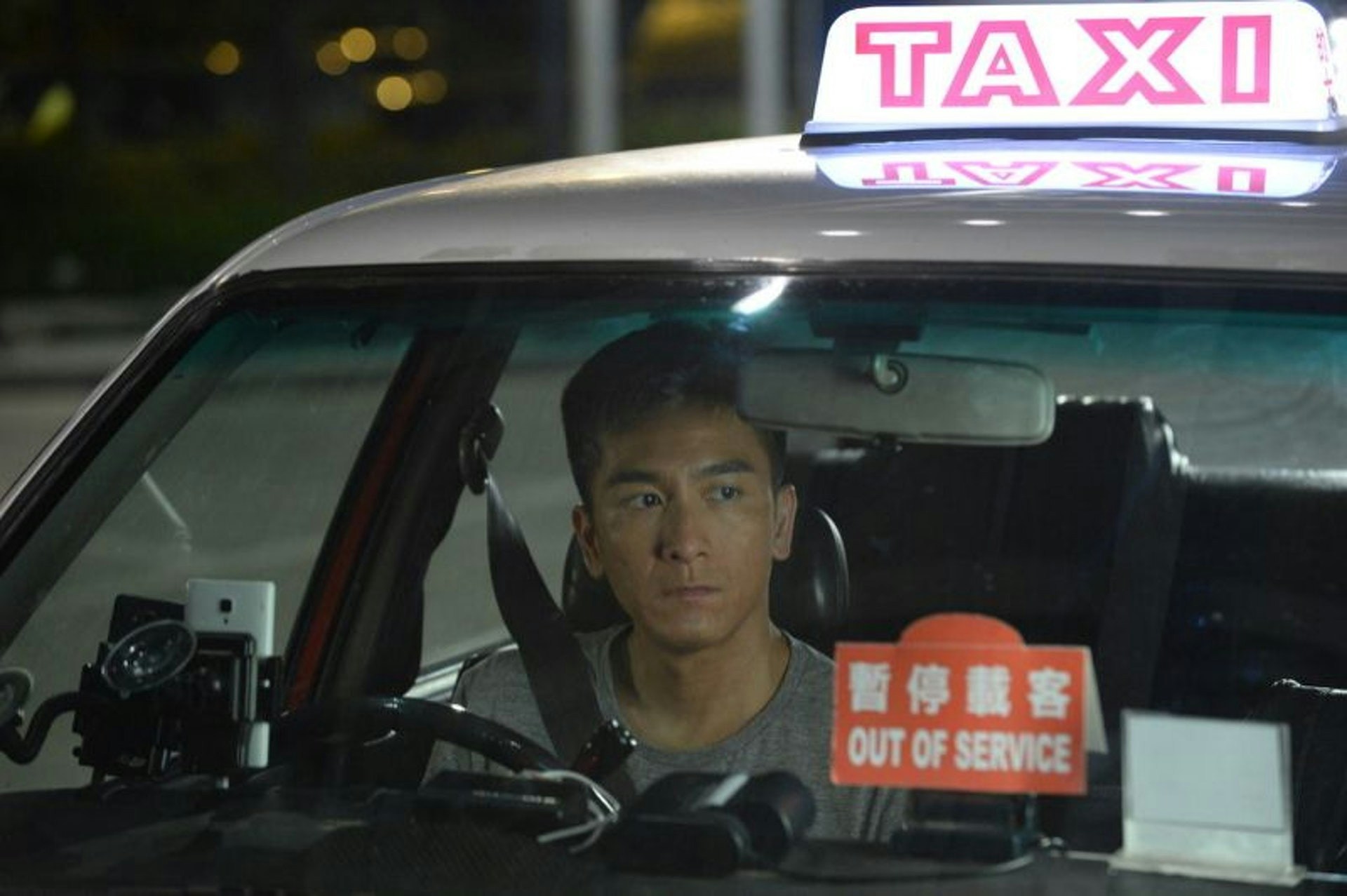 有其他的士司機聲言「我唔收錢都車」。（資料圖片）