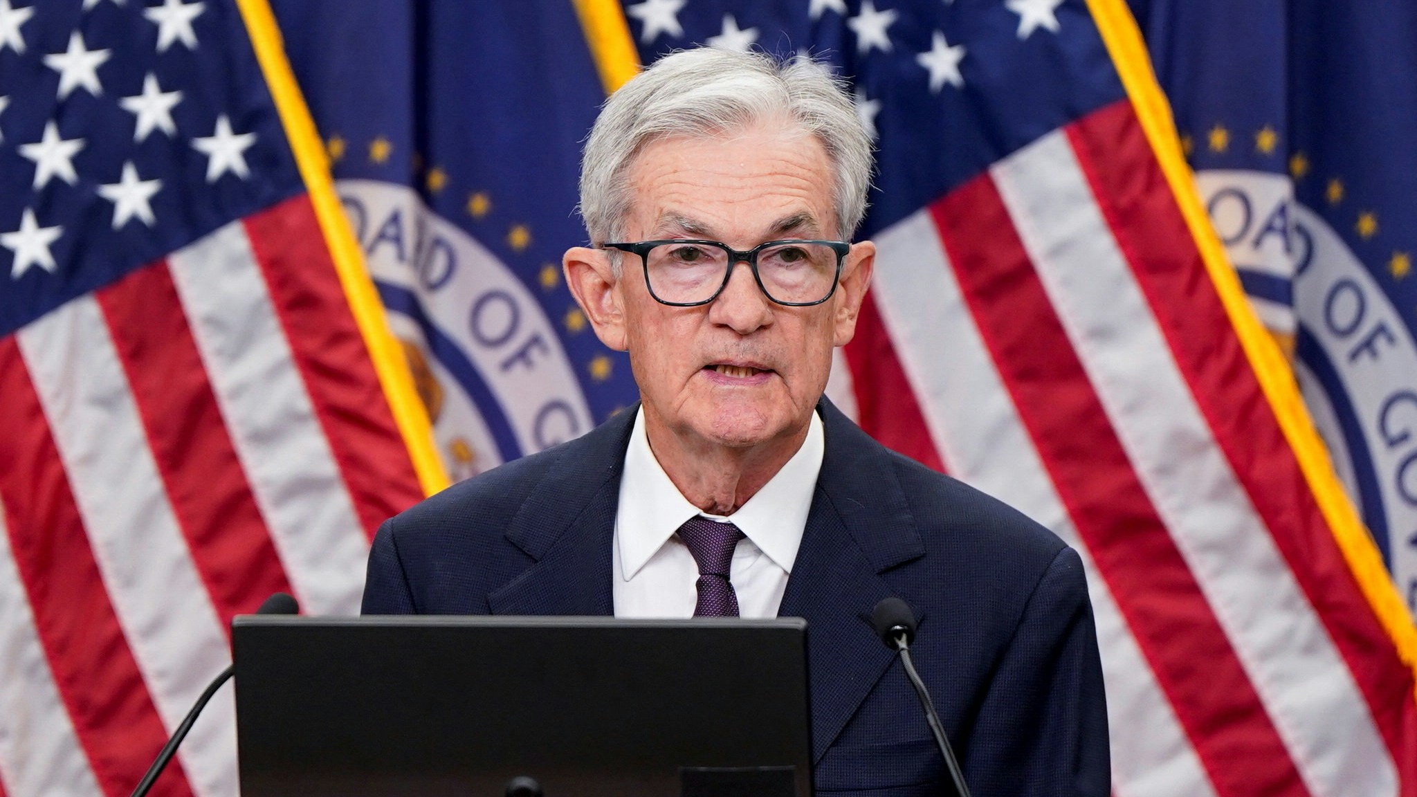 散户逃亡大户加仓比特币血洗缘起摩通屠熊︰ 明年见17万美元