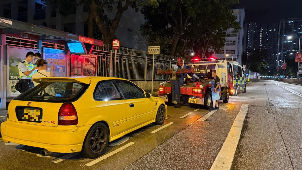 警中秋前夕黃大仙截查可疑車2男涉醉駕被捕辣跑Type R遭扣留