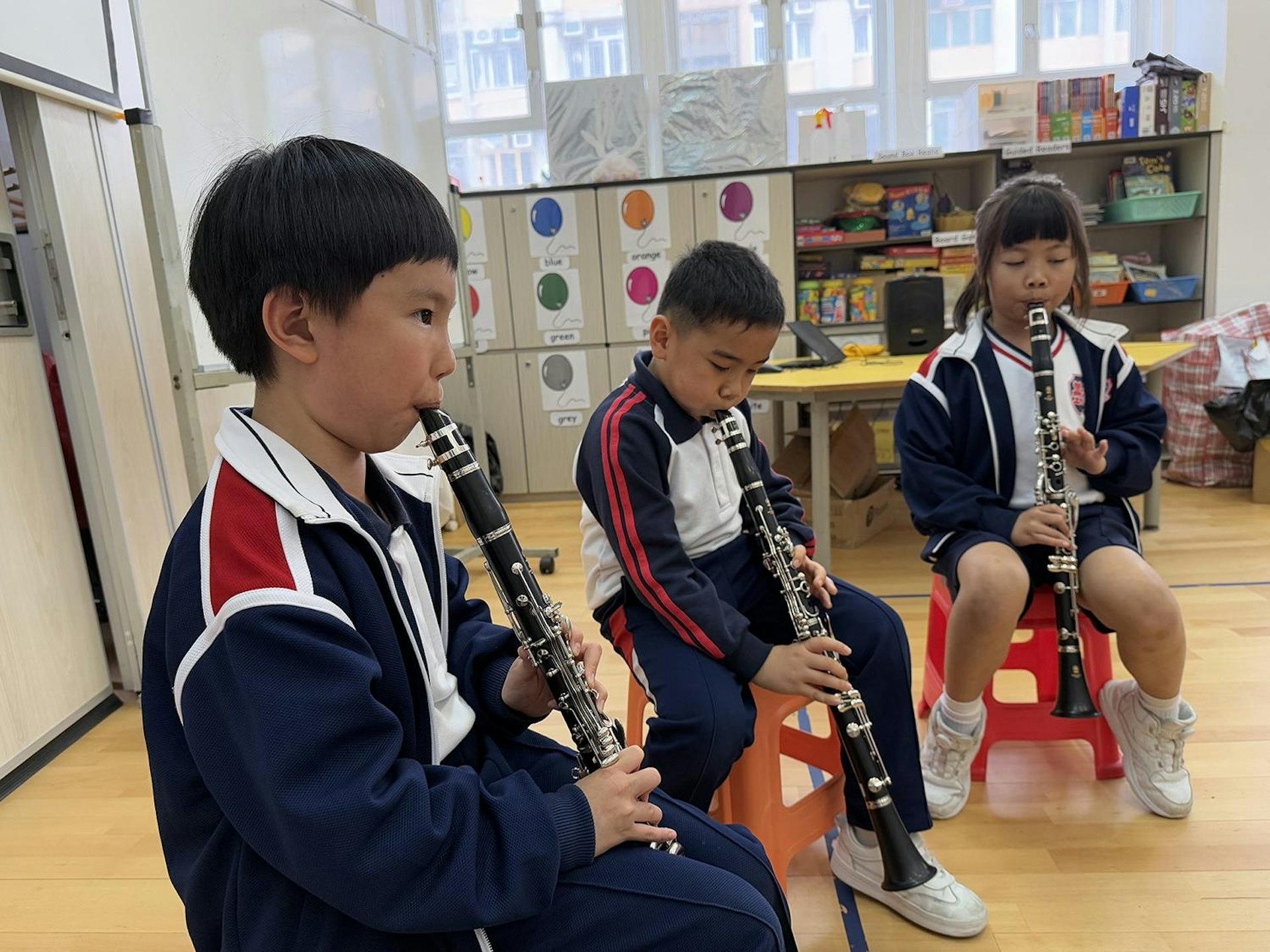 同學正參與由大學導師教授的免費木管樂班,真是難得!(作者提供) 同學正參與由大學導師教授的免費木管樂班,真是難得!(作者提供)