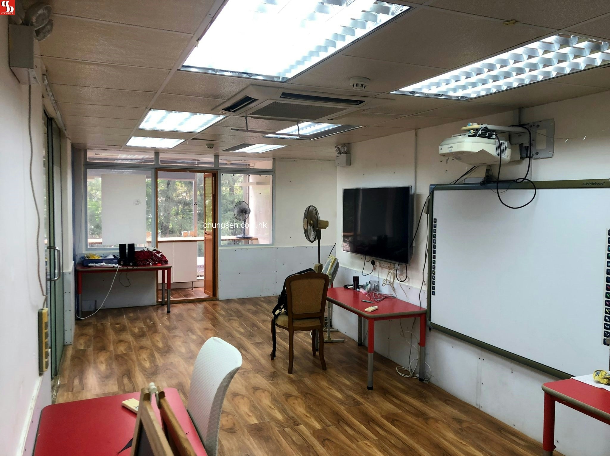 原業主離世、家屬賣樓分身家海威大廈「補習社戶」780萬推拍