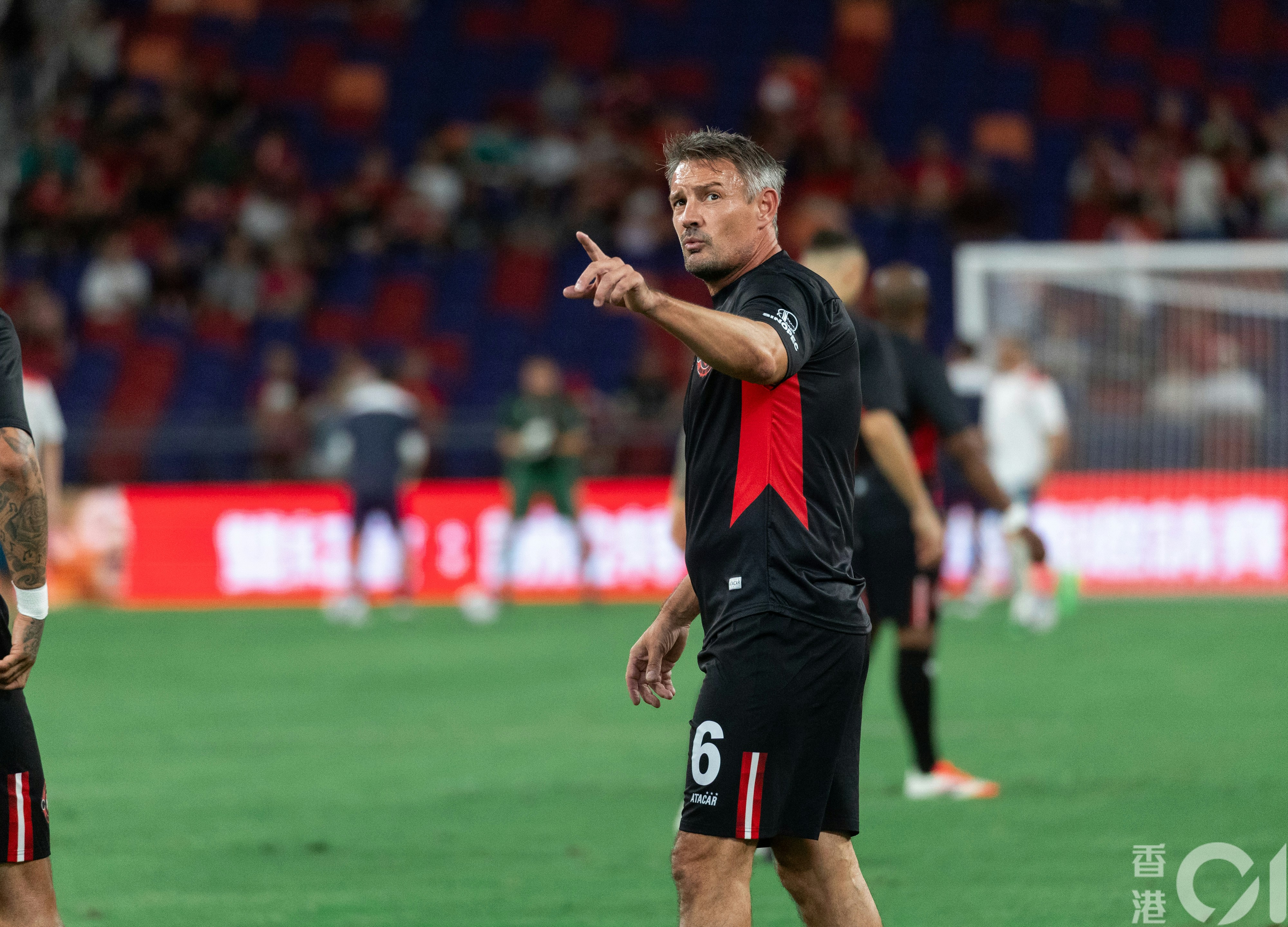 港队韦斯活离任足总向参与对新加坡的球员及团队发100万元奖金