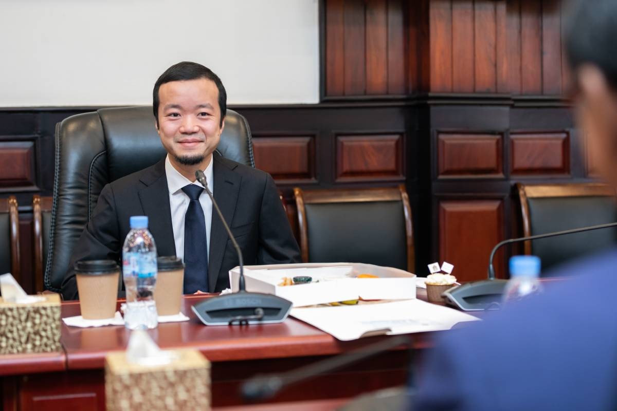 太子集团陈志调查｜藉香港洗黑钱九年先购十亿豪宅再控上市公司