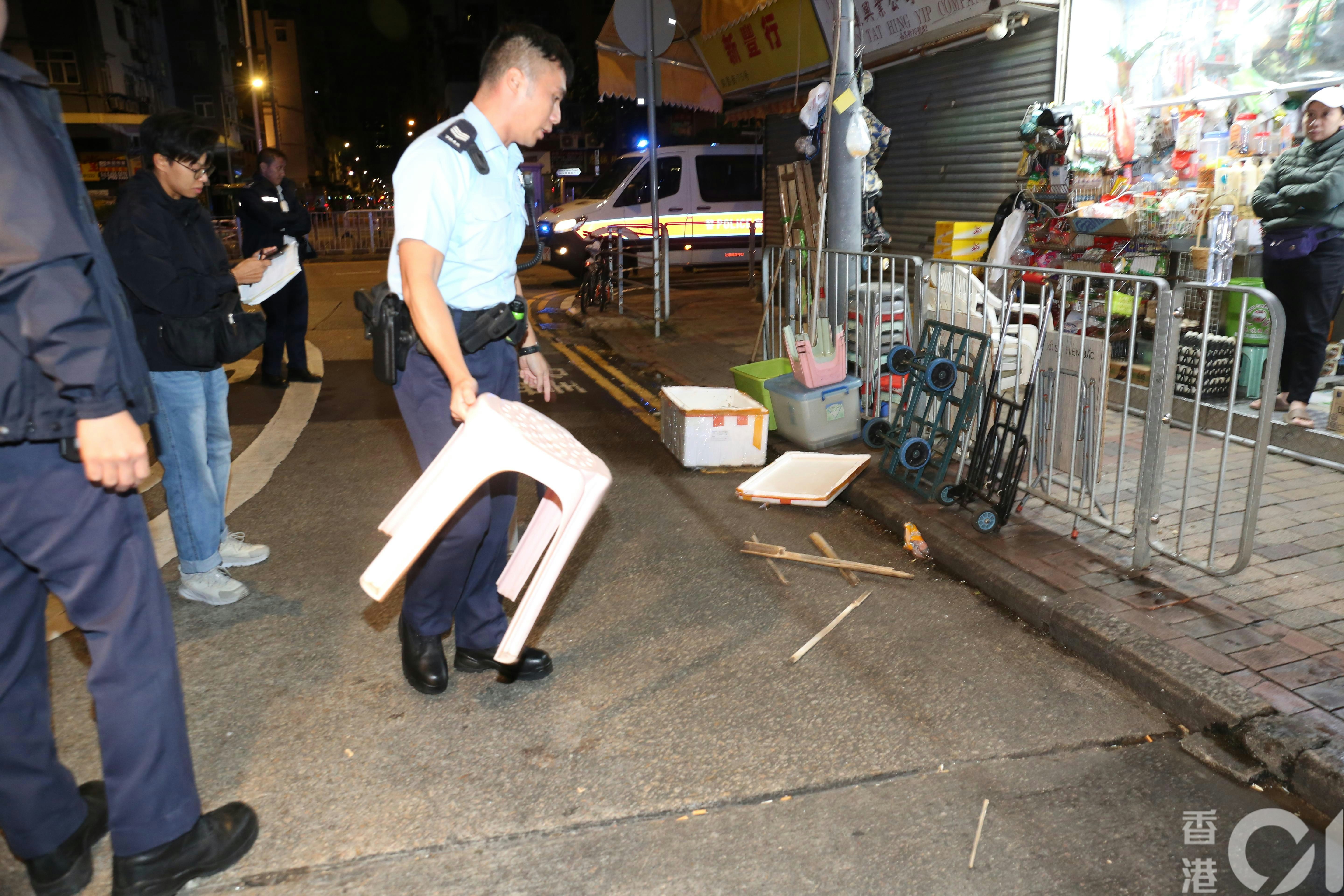 深水埗巴籍男食宵夜遭10人棍襲 受傷送院治理