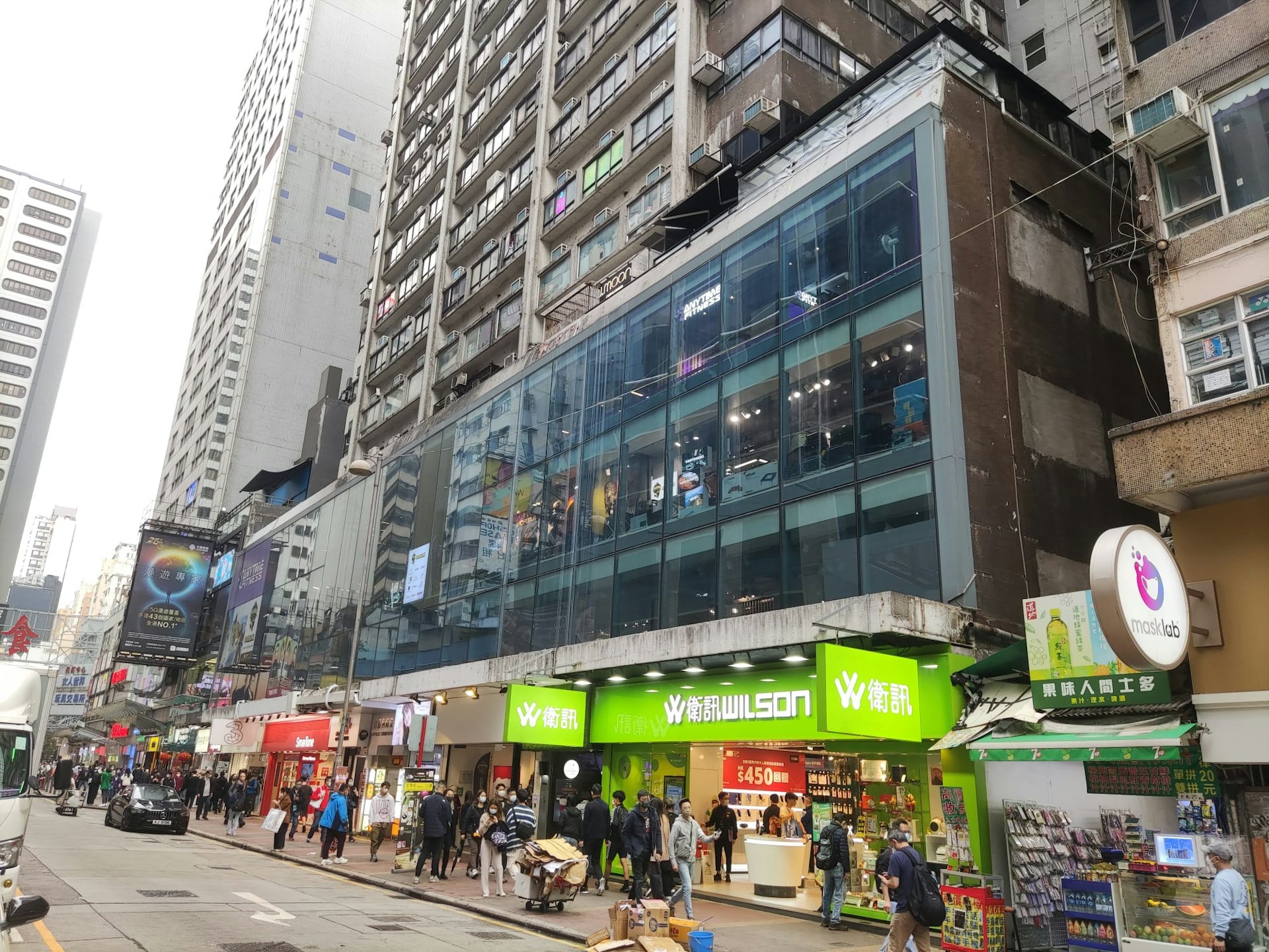 高力指,个人护理品牌及内地教育机构成为街舖市场的新租赁需求来源。