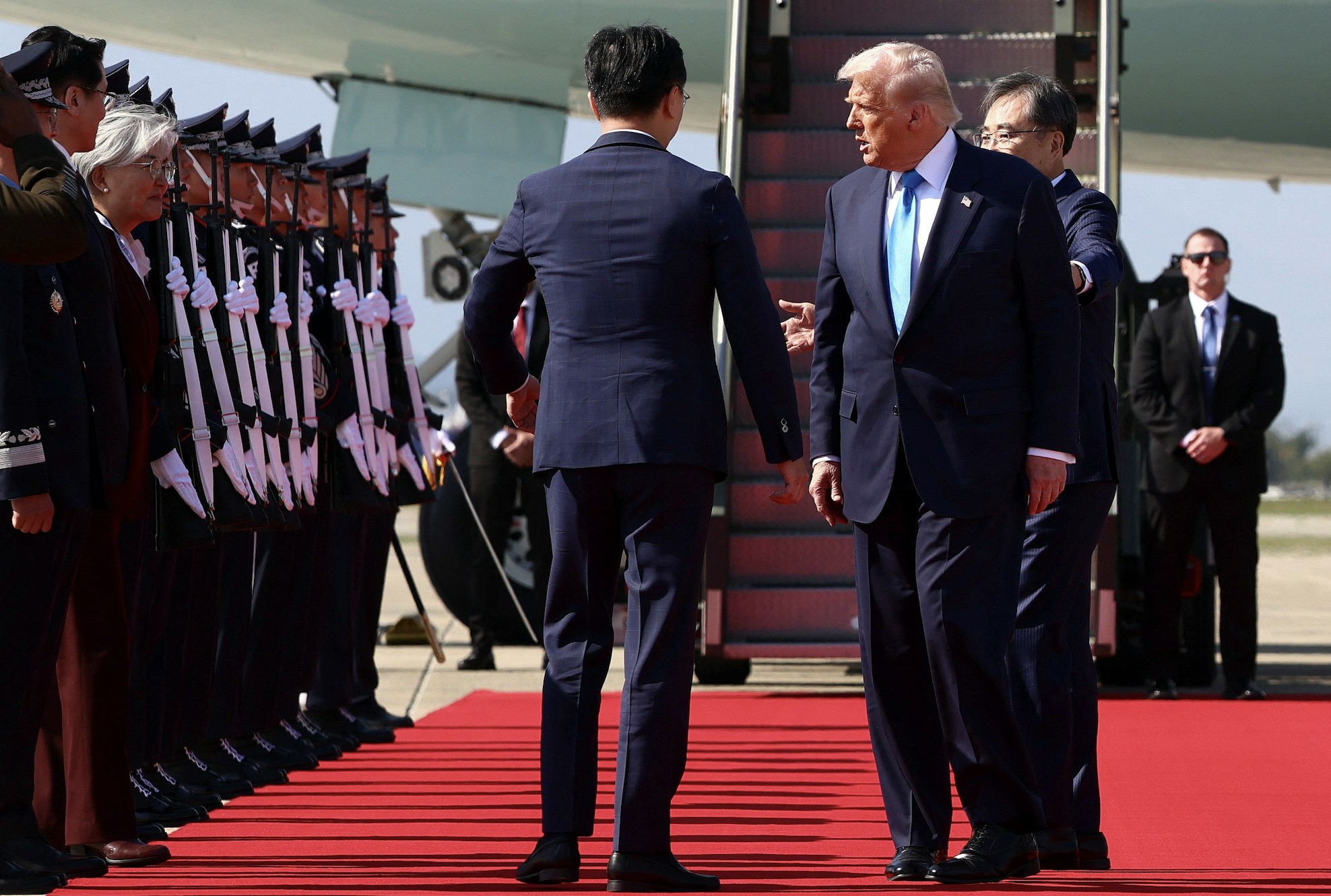 习特会之外美国政治还能掣肘特朗普吗？