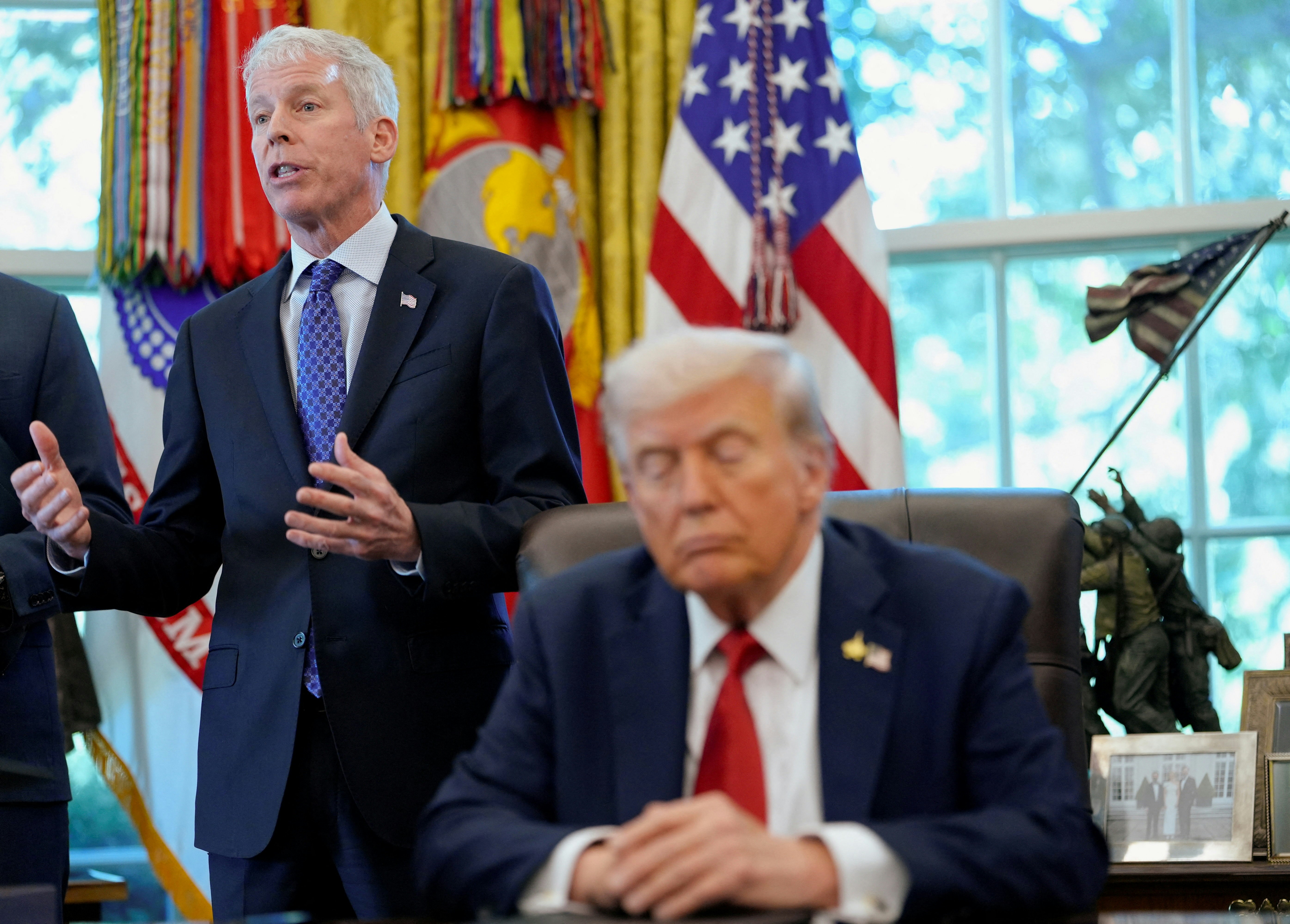 美能源部长：拟向华出售更多能源吁减少购买俄罗斯石油和天然气