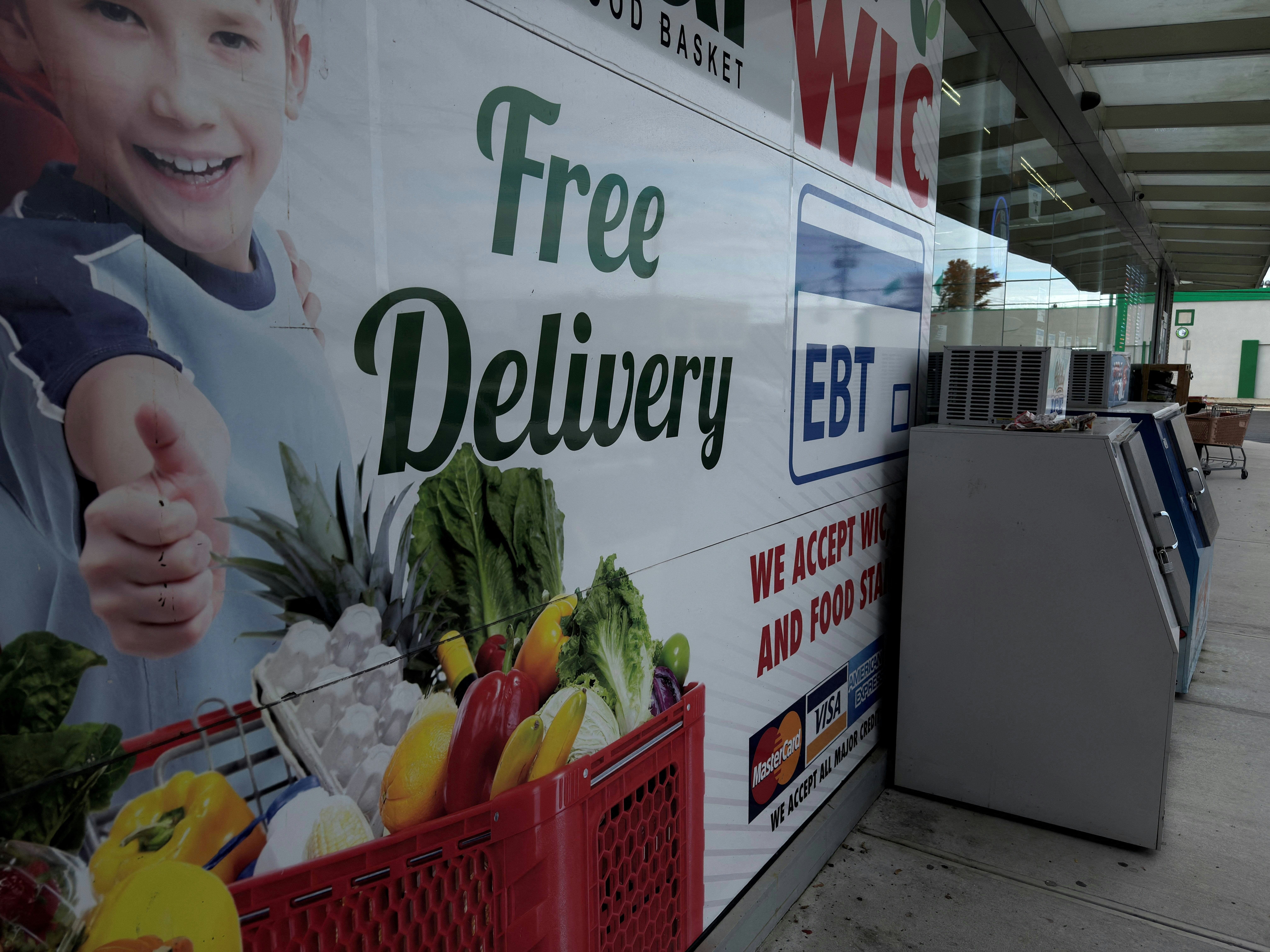 美政府停摆｜消费者信心创近3年新低月度就业报告暂停发布